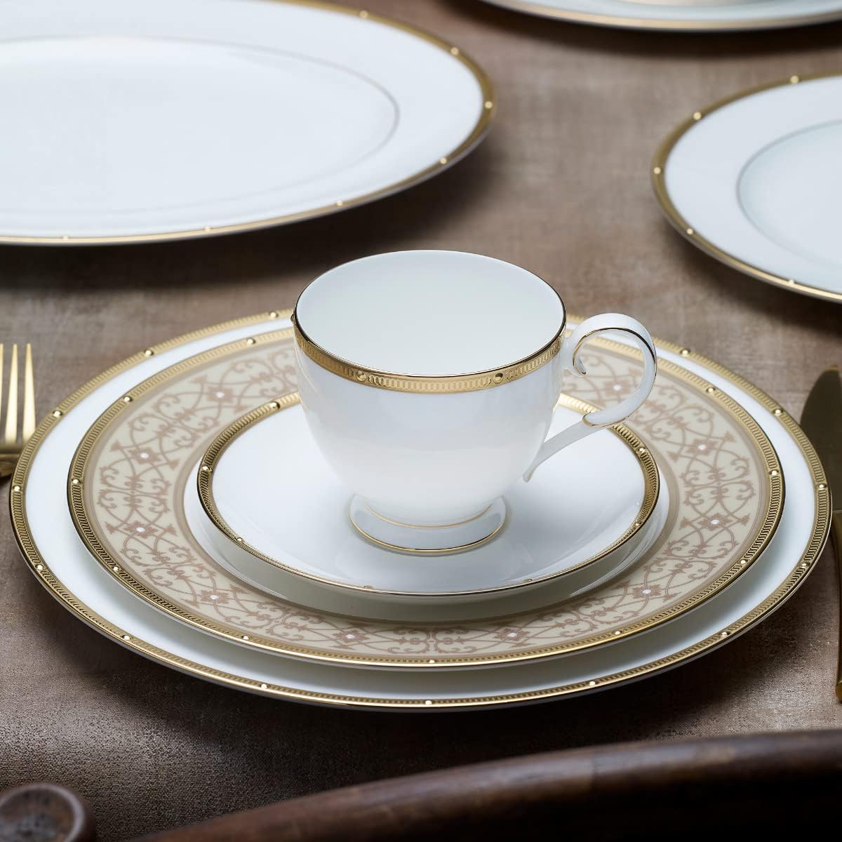 Noritake Rochelle Gold Set of 4 Cups, 7 oz.