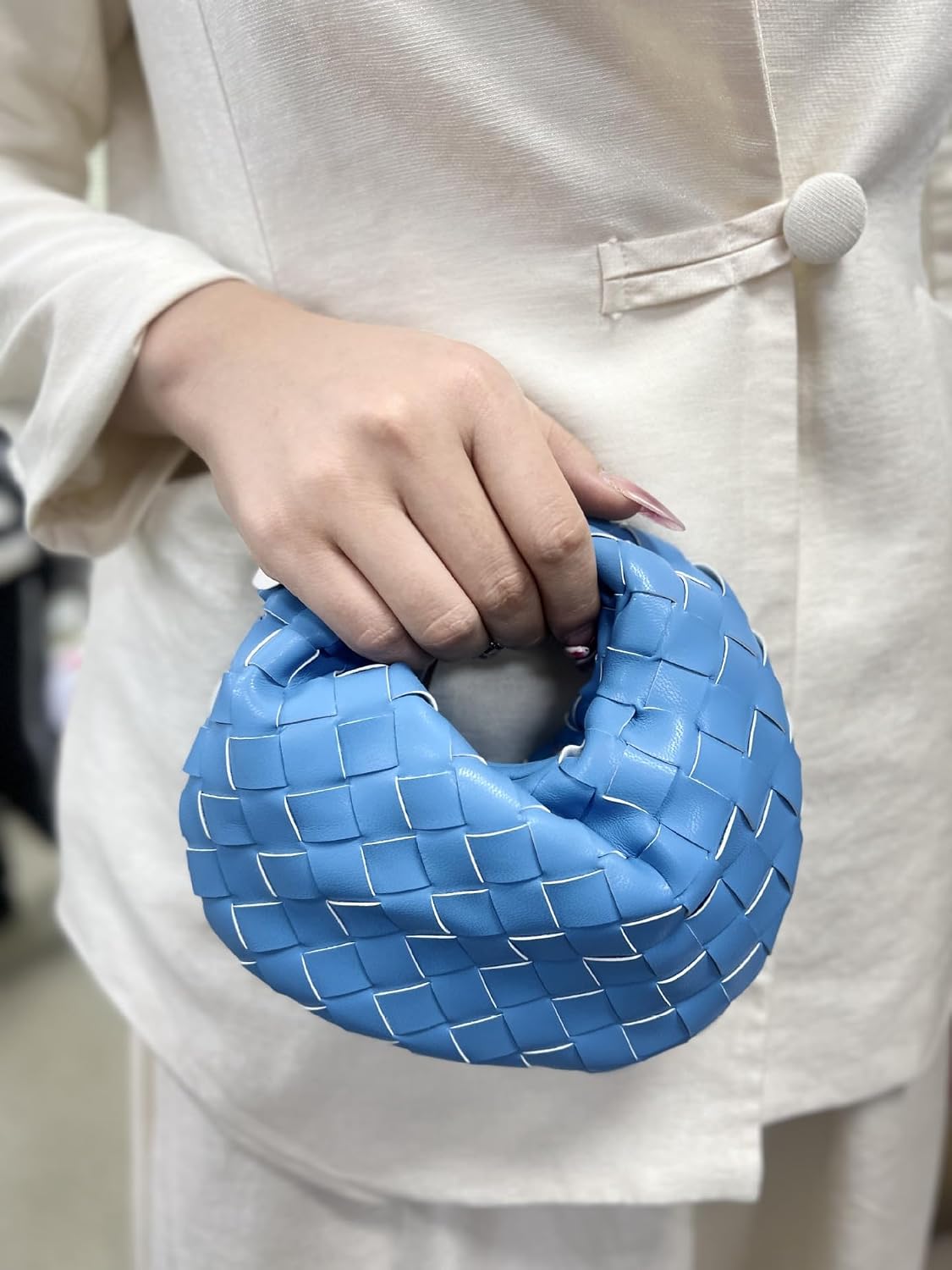 Yatemiole Mini Handheld Cloud Bag,Handwoven Handheld Clutch with Zipper Closure,Wristlet for women
