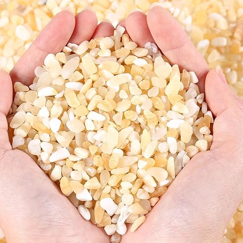 MAIBAOTA Chips de cristal de topacio natural a granel de 1 libra, pequeñas piedras pulidas de jade amarillo, piezas de cuarzo de cristal triturado,