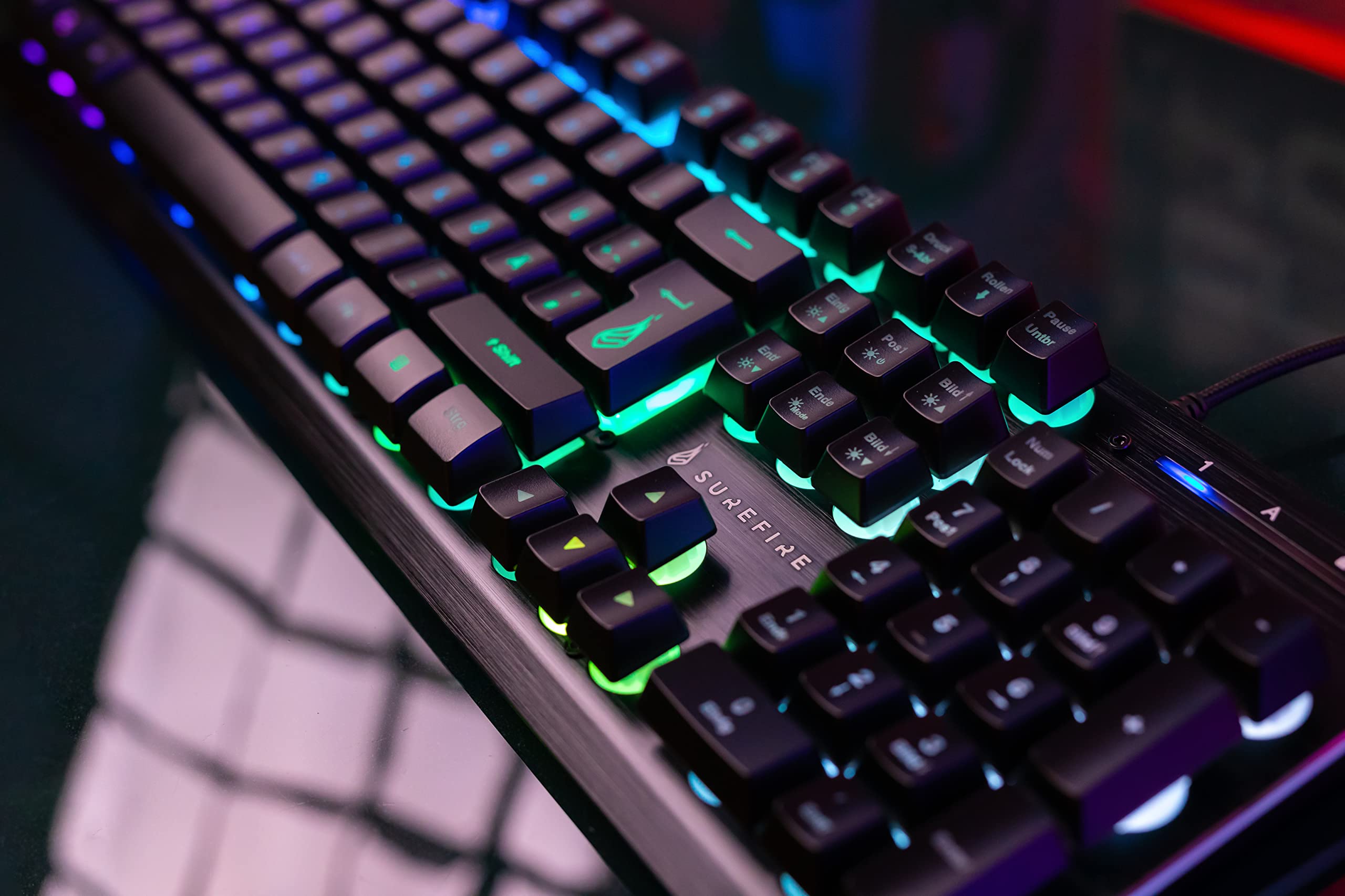 SureFire Kingpin X2 Teclado Gaming Inglés US Gaming Multimedia Keyboard con iluminación, Teclado RGB con Placa Frontal de Aluminio, 25 Teclas Anti-ghosting, diseño Americano QWERTY