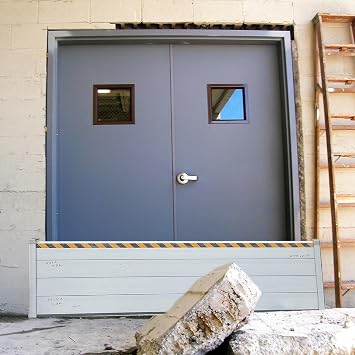 Basement Flood Prevention Barriers For Home Doors Outdoors, Tall 2.6FT Aluminum Baffle Fence Panels/ Reusable Flood Water Diverter Wall Temporary Dams for Street Front Door Entrance FloodingW 4.4FT/1