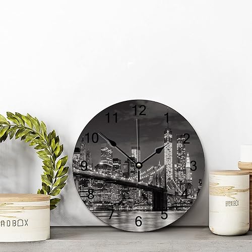 Miniatura 2 de Brooklyn Bridge - Reloj de pared iluminado con diseño de horizonte de la ciudad de Nueva York, 10 pulgadas, funciona con pilas, reloj de pared