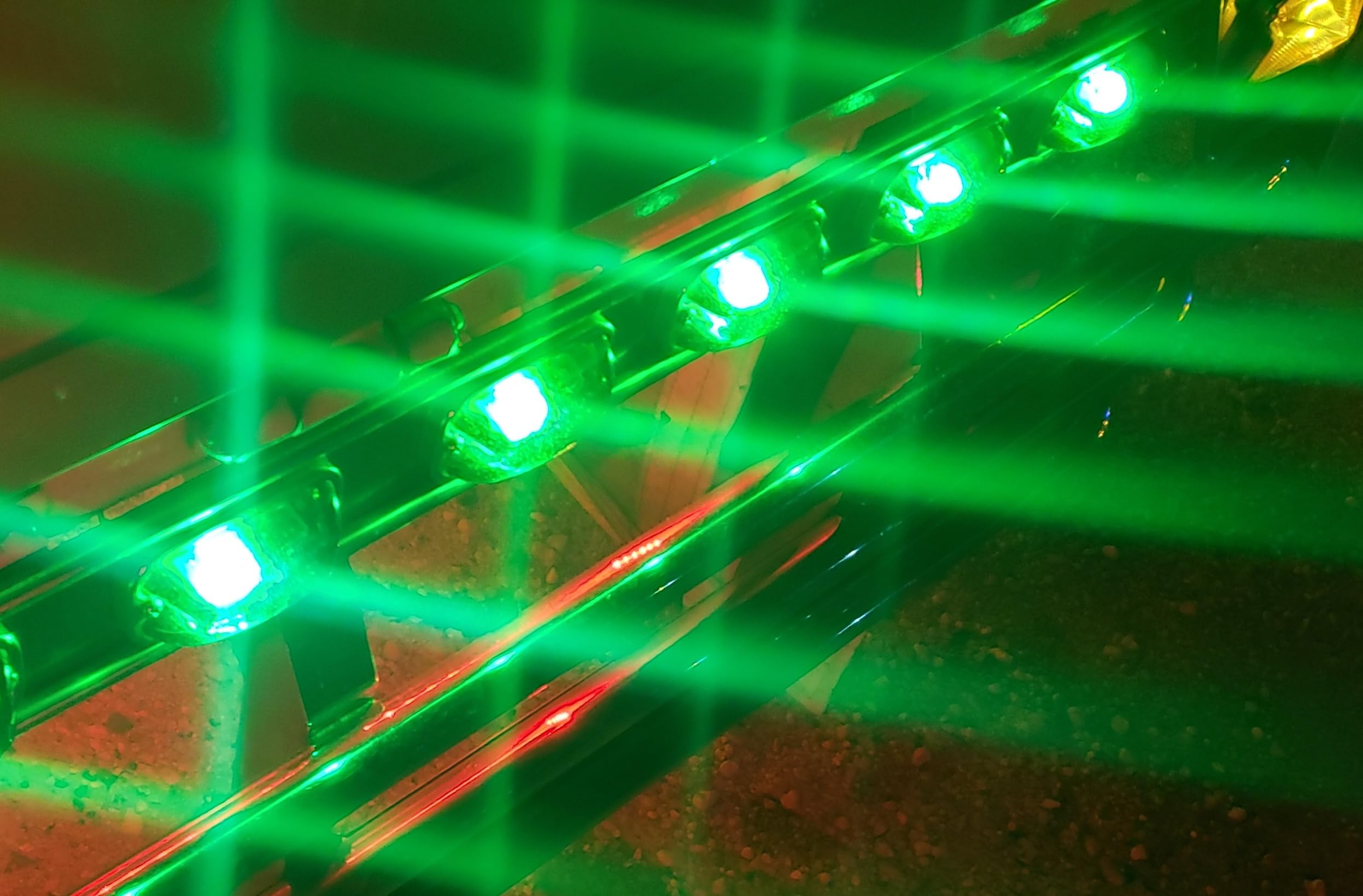 トラック用 BA9S 24V 角マーカー 球 LED 30個 +予備1個 Amazon