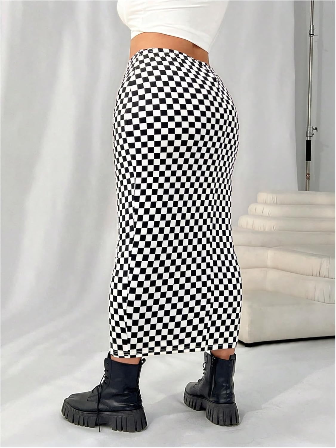 WDIRARA Women's Plus Size Checkered Maxi Skirt High Waisted Bodycon Pencil Skirts - Image 3