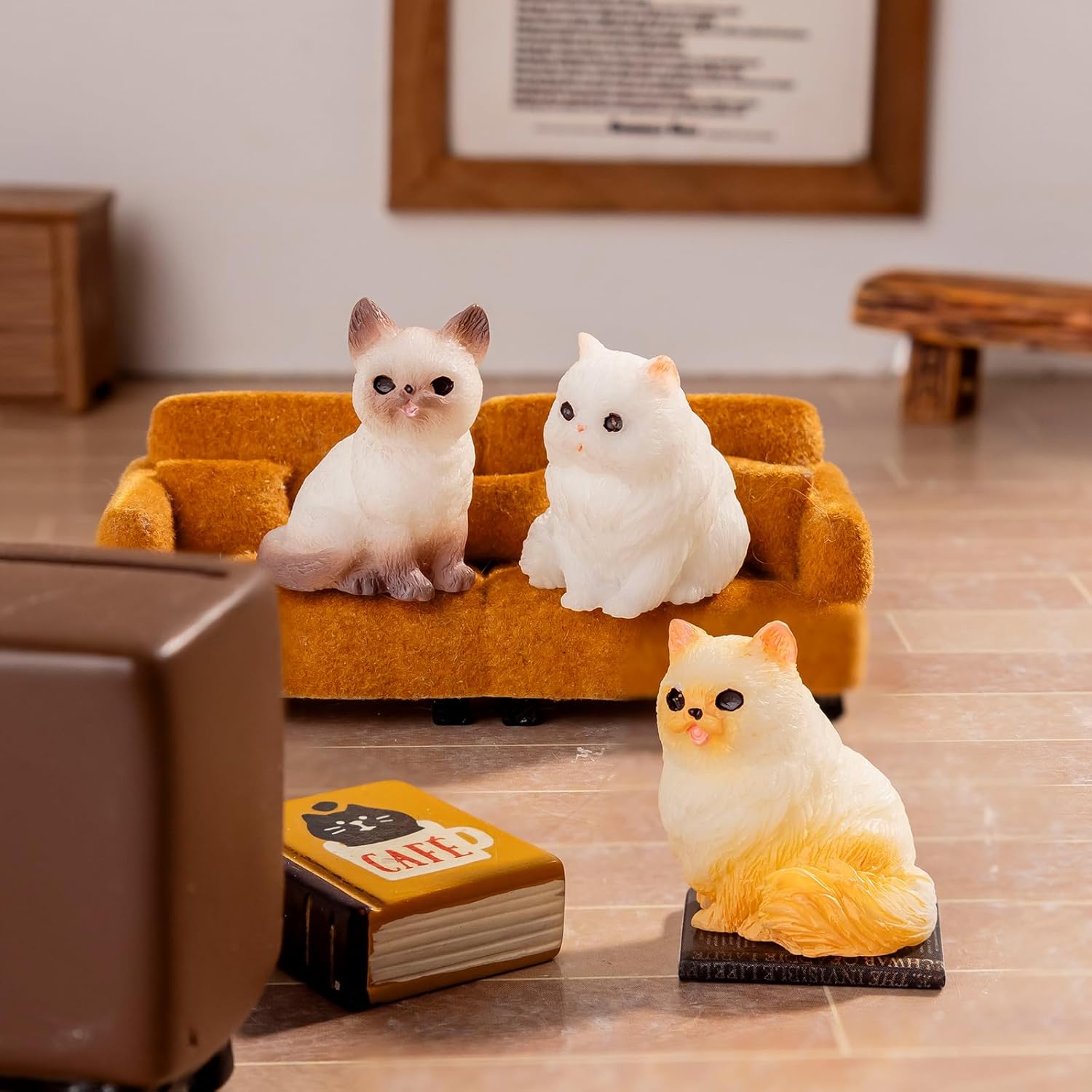 100 Pcs Mini Cat&Dog Statue Micro Resin Animal Bulk Kitty Cake Decorating for DIY Moss Landscape Garden Decor Birthday Party Home Decoration