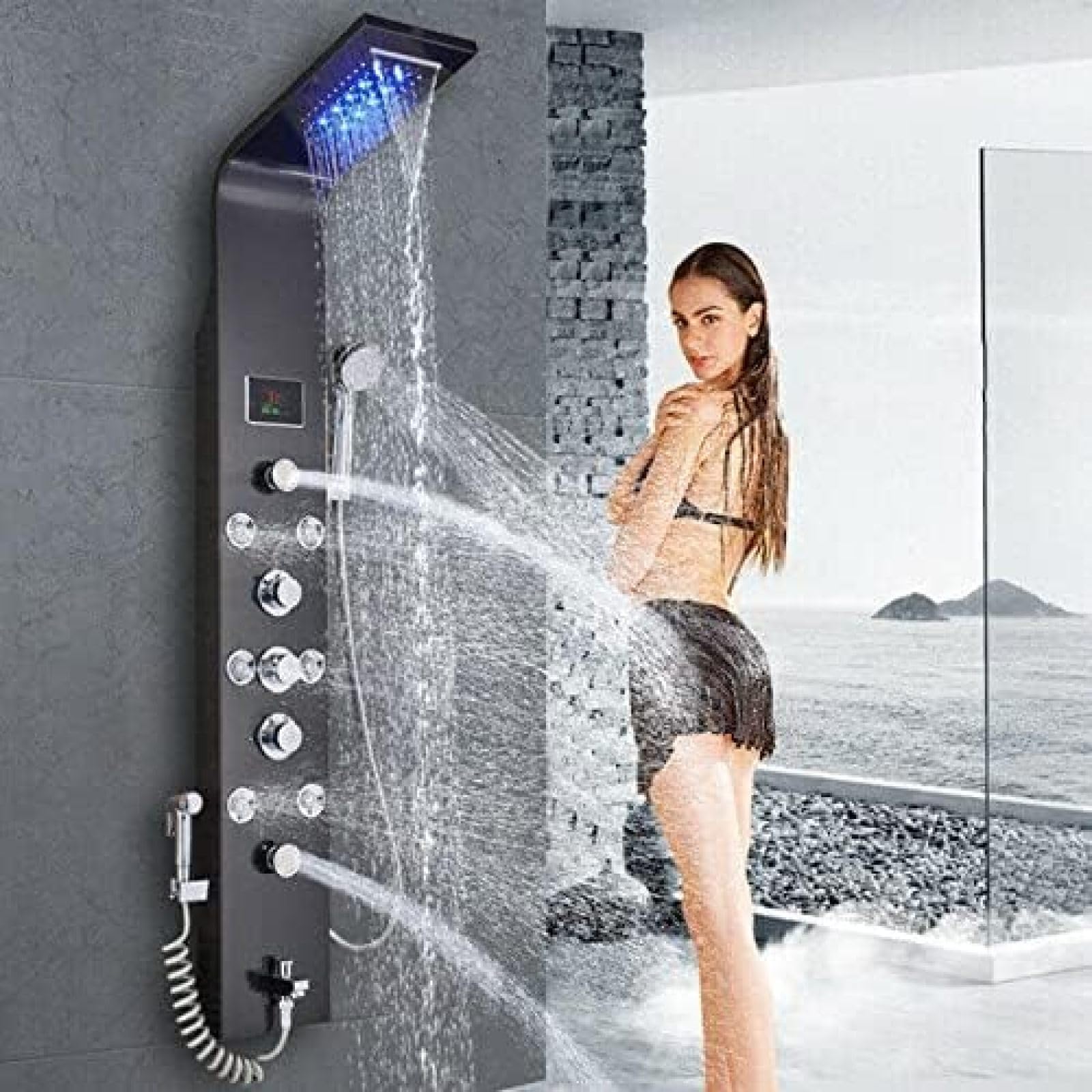 Mitigeur de douche mural doré pour créer un spa moderne chez soi