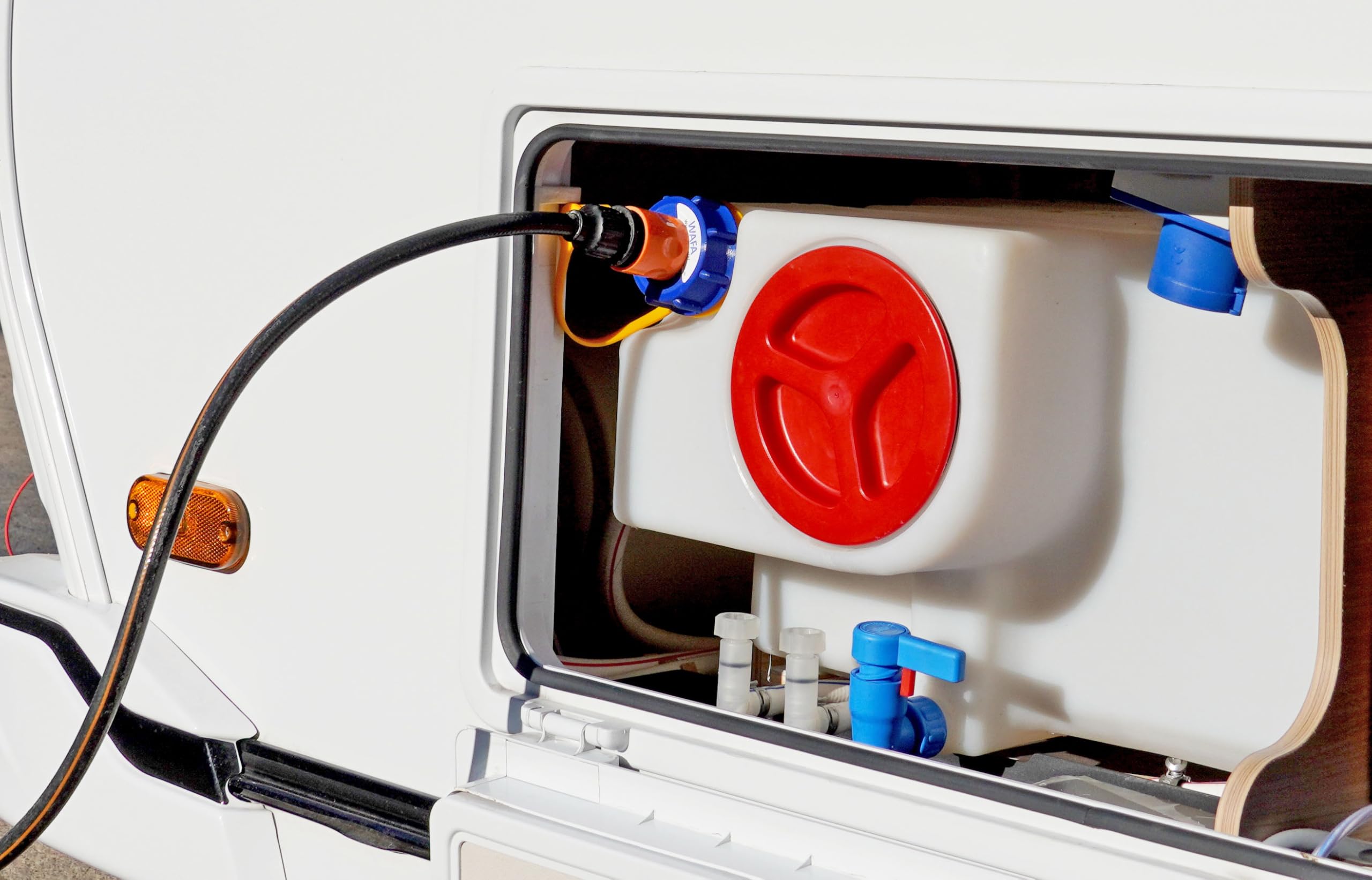 WAFA+ 6 Wassertankadapter für WOHNWAGEN KNAUS mit 50 mm Tanköffnung