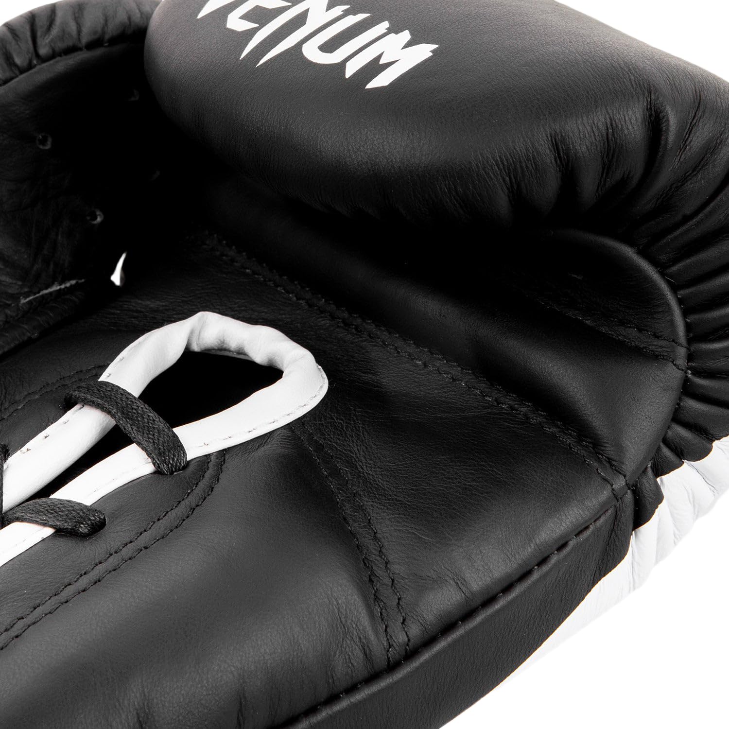 Amazon.com : Venum Giant 2.0 Pro Boxing Gloves - Laces - Black