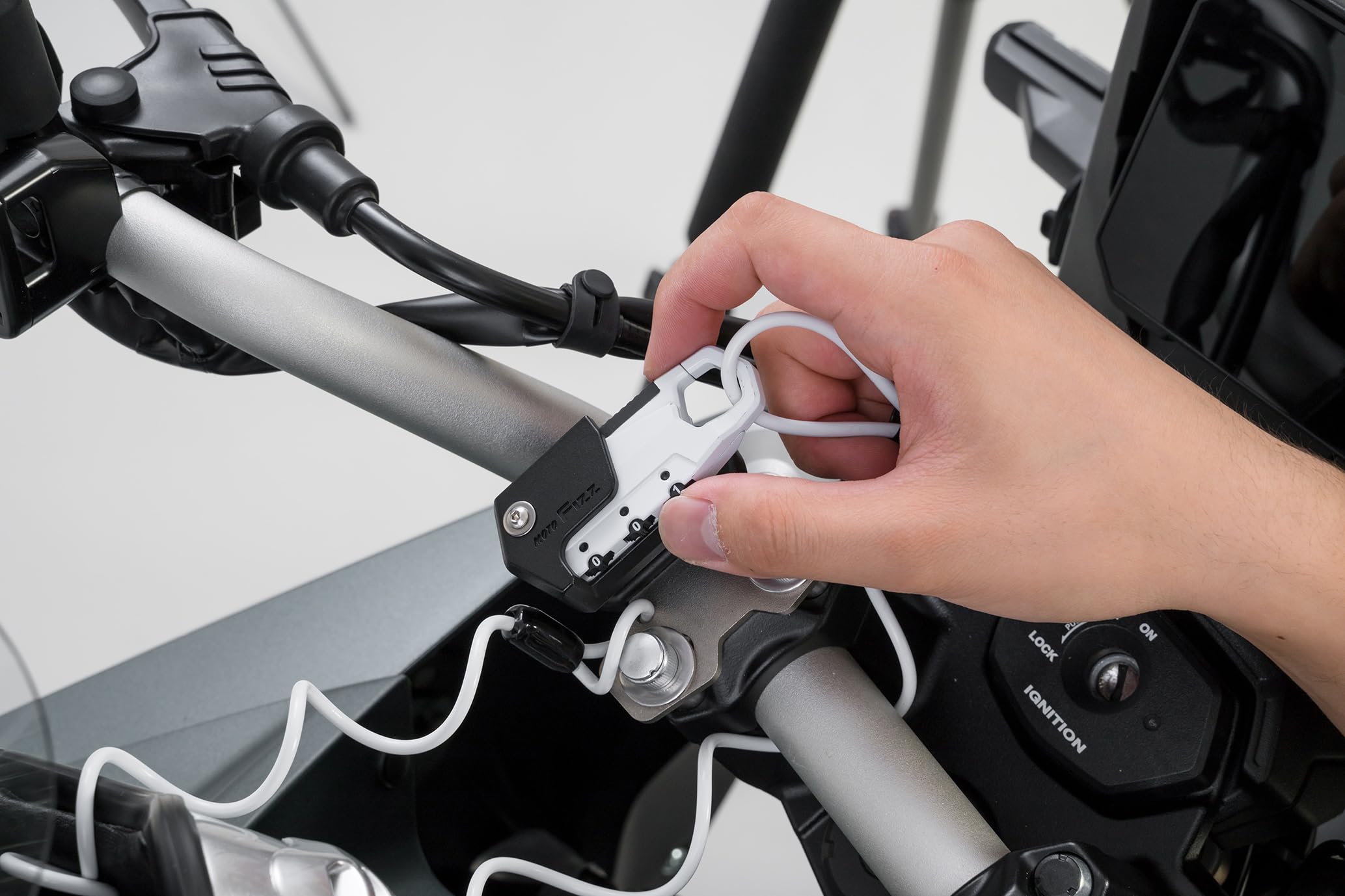 Amazon | タナックス(TANAX) バイク用 盗難防止 ヘルメット用