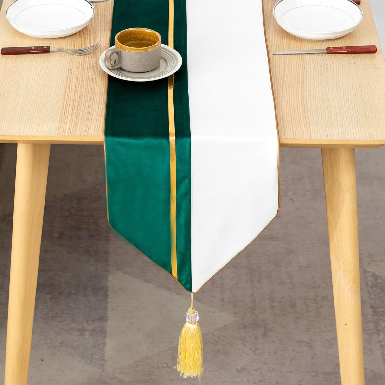 Tischläufer Polyester Modern, Tischläufer Hochzeit 32x280 cm, Zweifarbig mit Goldstreifen und Quasten