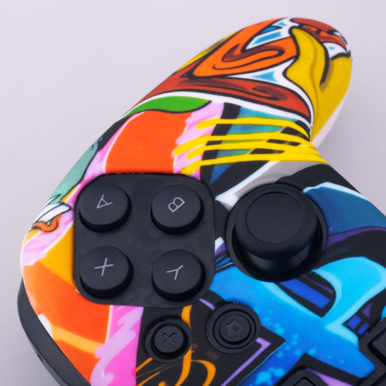 YoRHa Coque de protection en silicone avec impression par transfert studded - Uniquement pour manette officielle Switch Pro x 1 (graffiti comique) - Avec embouts Pro - 8 poignées de pouce
