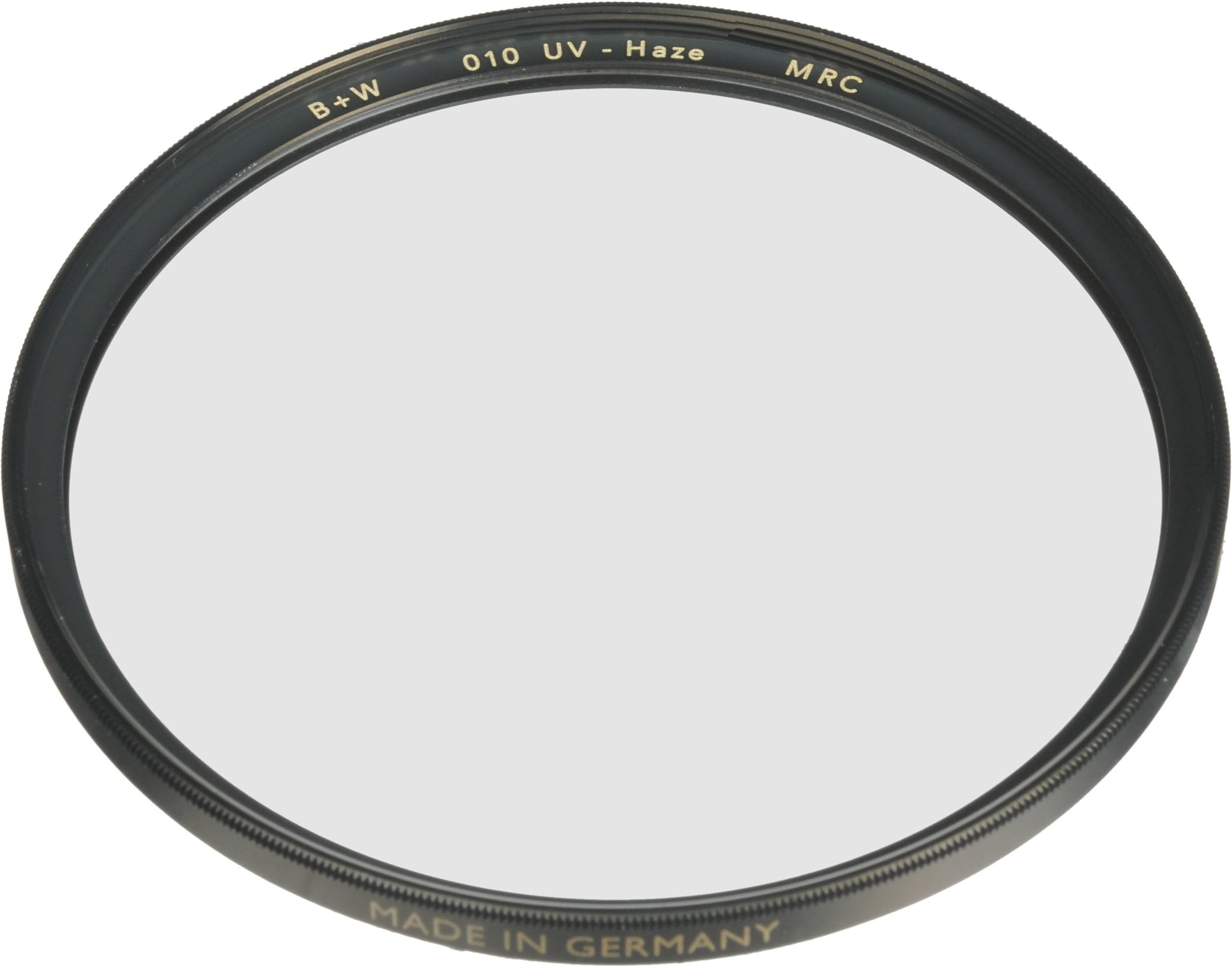 B + W 67mm UV Protection Filter (010) for Camera Lens – Standard Mount (F-PRO), MRC, 16 Layers Multi-Resistant Coating, Photography Filter, 67 mm, Clear Protector