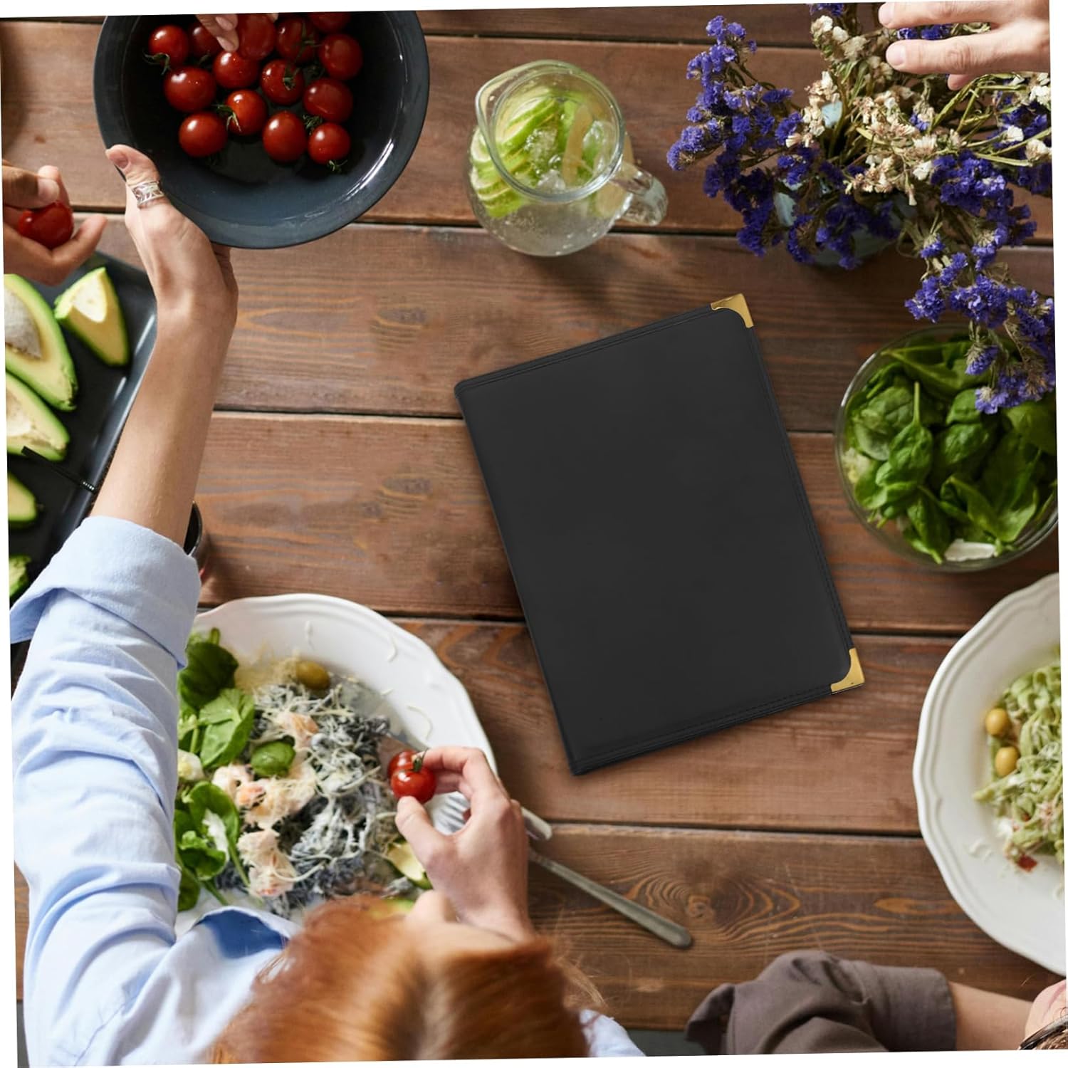 ERINGOGO Transparent Recipe Book Menu Holder for Restaurants and Cafes Menu Sleeves Elegant Design Page Capacity