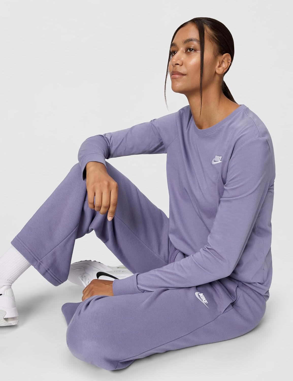 Nike Women's Sportswear Club Fleece Mid-Rise Wide-Leg Sweatpants - Image 5