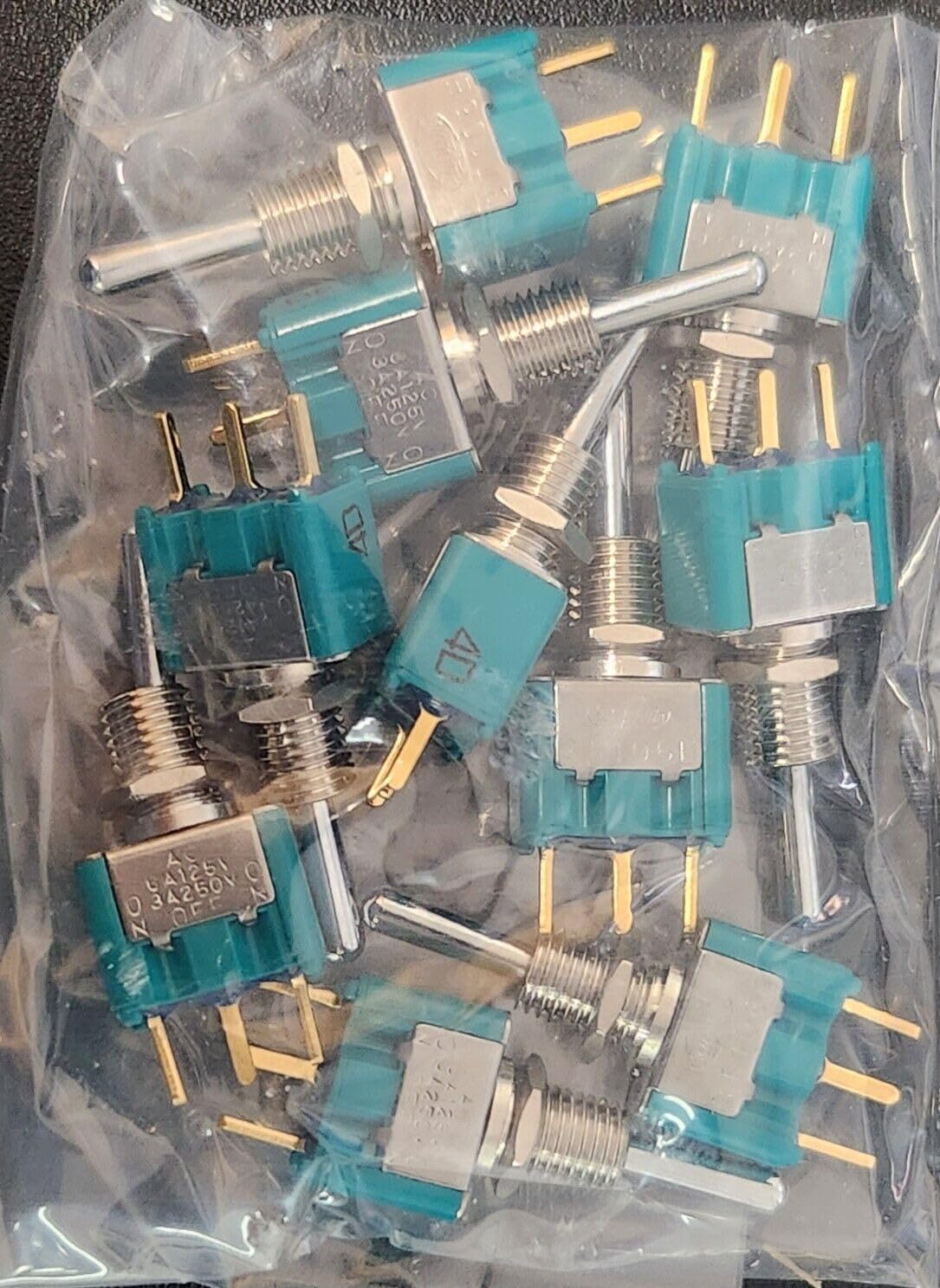 (100 PCS) S3T106EG-P/C Sagami Toggle Switch
