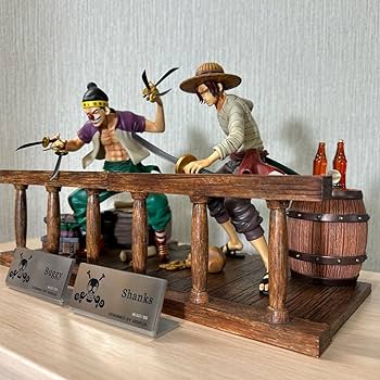 Amazon.co.jp: ワンピ ース シャンクス バギーロジャー海賊団