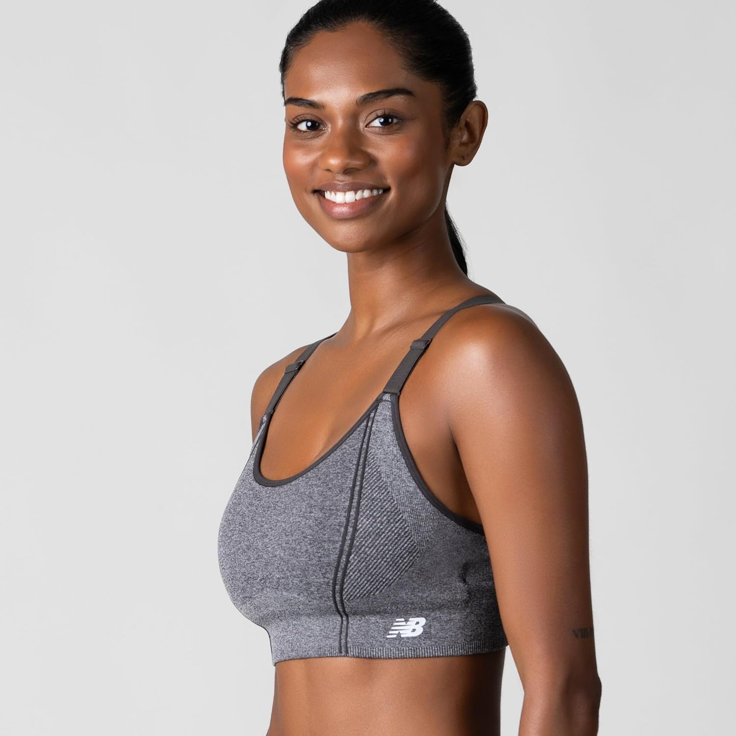 New Balance 2 Pack Sports Bras for Women, Seamless Wirefree Womens Sports Bra with Removable Pads, Athletic Wear for Workout - Image 4