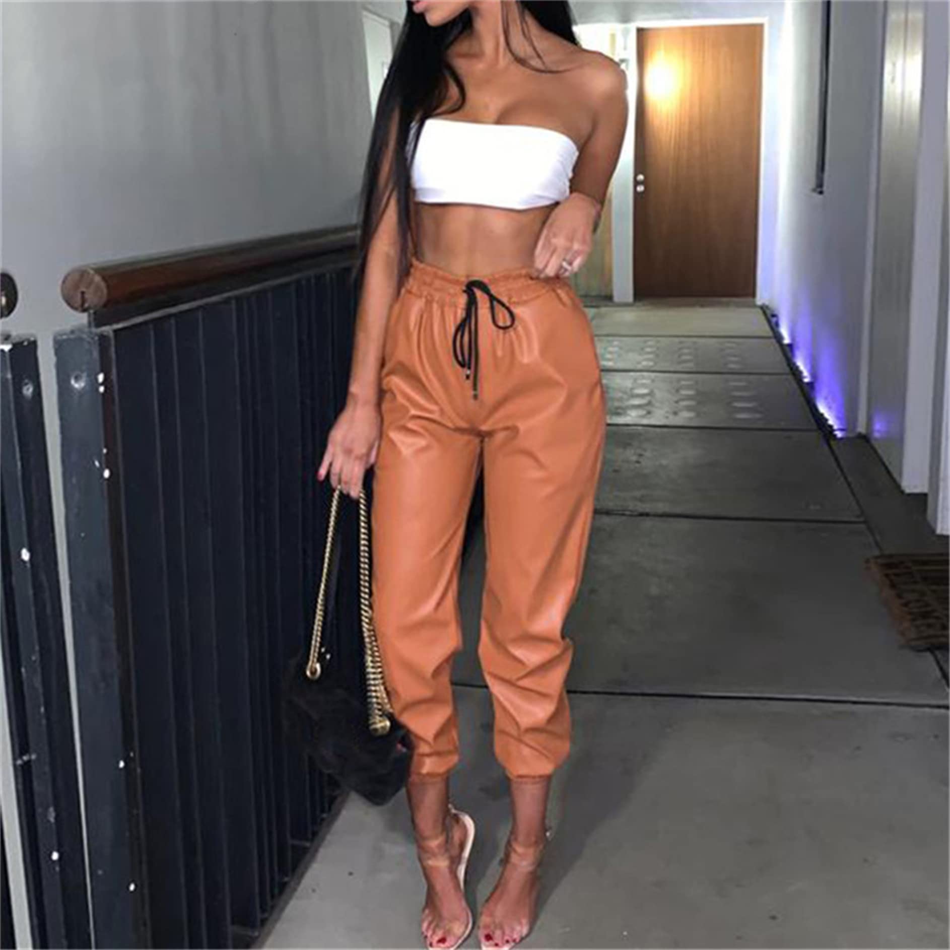 Damskie legginsy ze sztucznej skóry wyglądające na mokre, sznurek, przycięte, zwężane spodnie ze sztucznej skóry z wysokim stanem, seksowne legginsy (brązowy L)