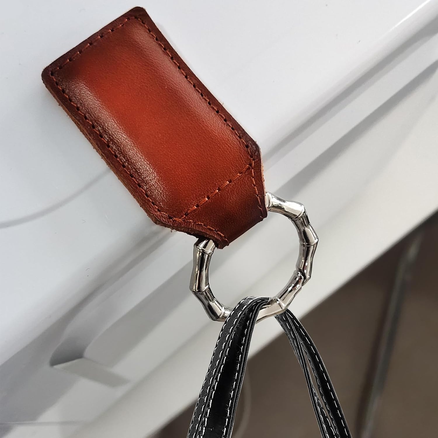 Magnetic Purse Hanger - Heavy Duty Magnet Keychain Handbag Holder - Image 3