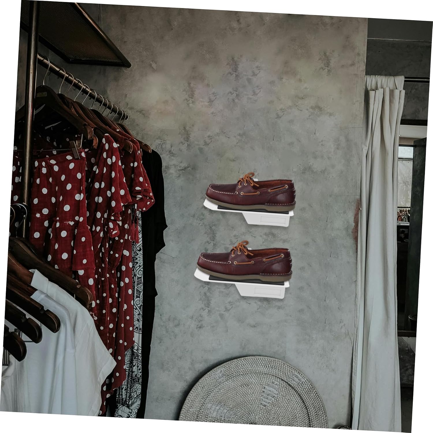 Holibanna Adjustable Angle Metal Shoe Display Rack for Sneaker and Boot
