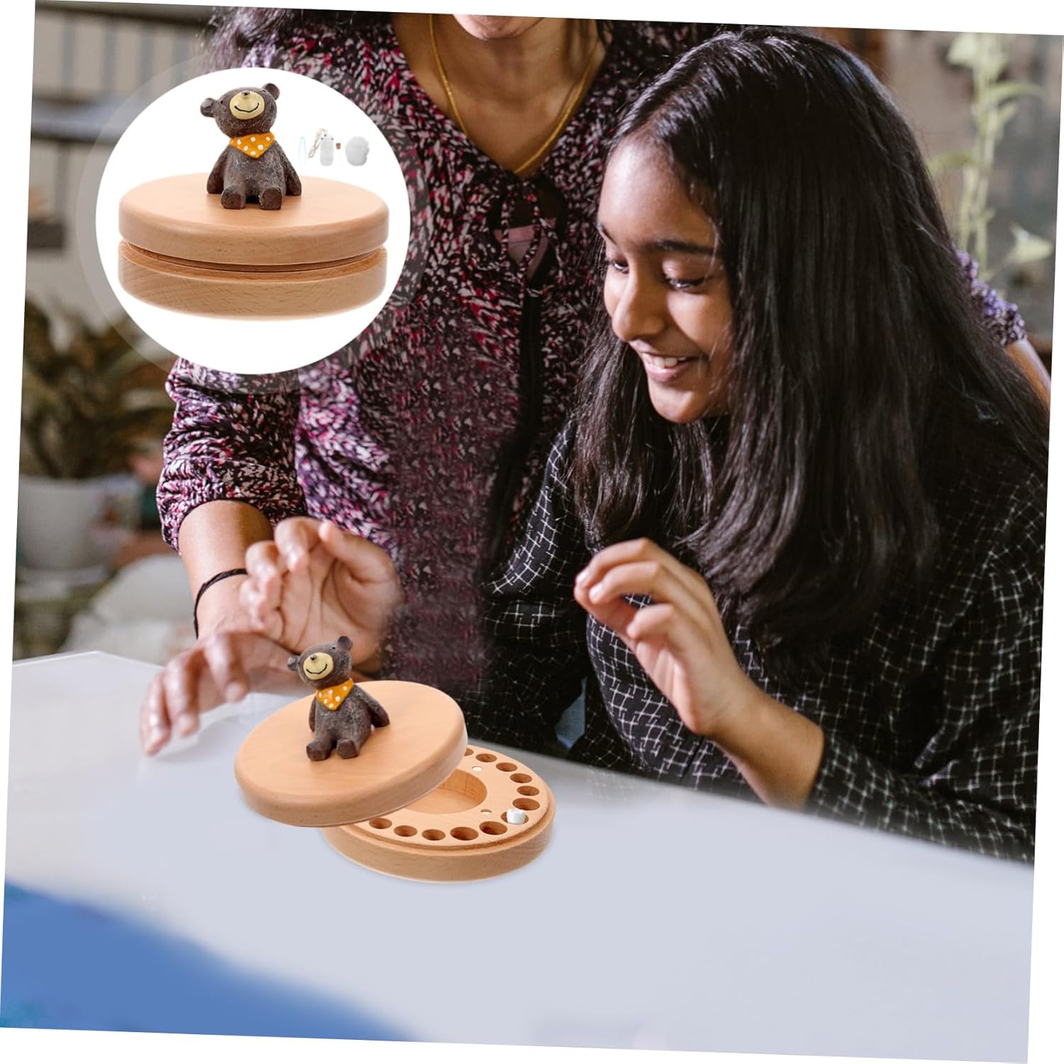 UPKOCH Teeth and Lanugo Memorial Box Wooden Keepsake Container for Unique Newborns Childhood Memory Storage Scarf Color Included