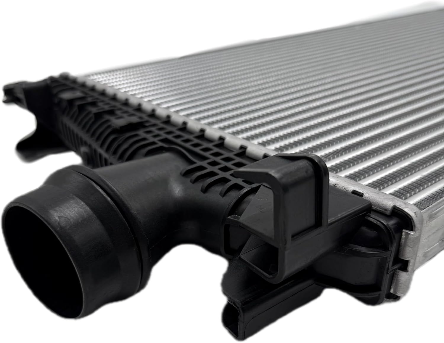 JSD E326 Charge Air Cooler Intercooler fit 14-17 Regal 13-16 Malibu 20979494 4401-1211