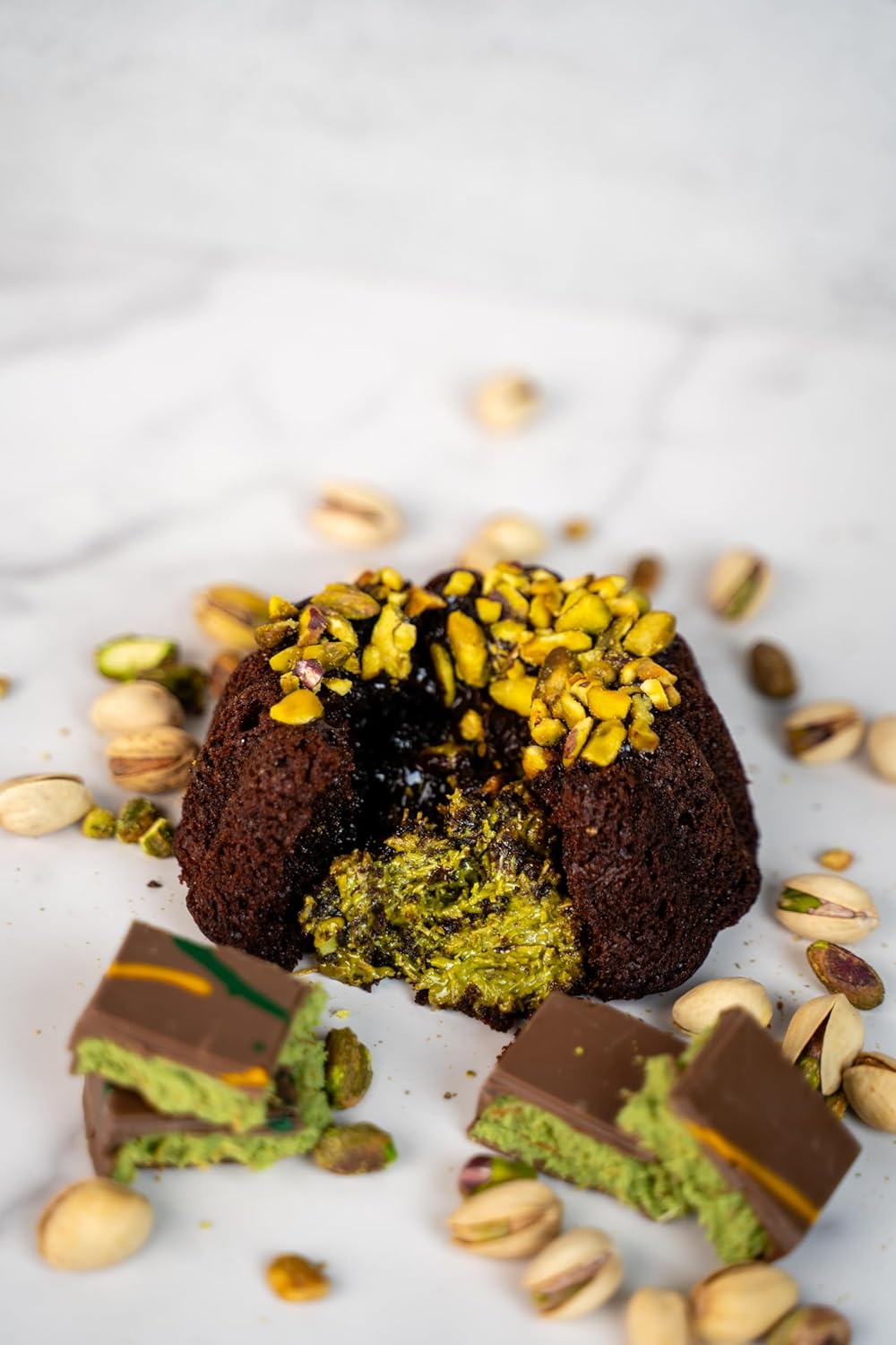 Dubai Cake Explosion Gift Box with Flying Butterflies, Silver Caramels & Mini Cake by Send A Cake – Ready to Gift, No Assembly Needed – Unique Dubai Treat for Women, Men, Mom, Dad, Friends, Adults, Kids