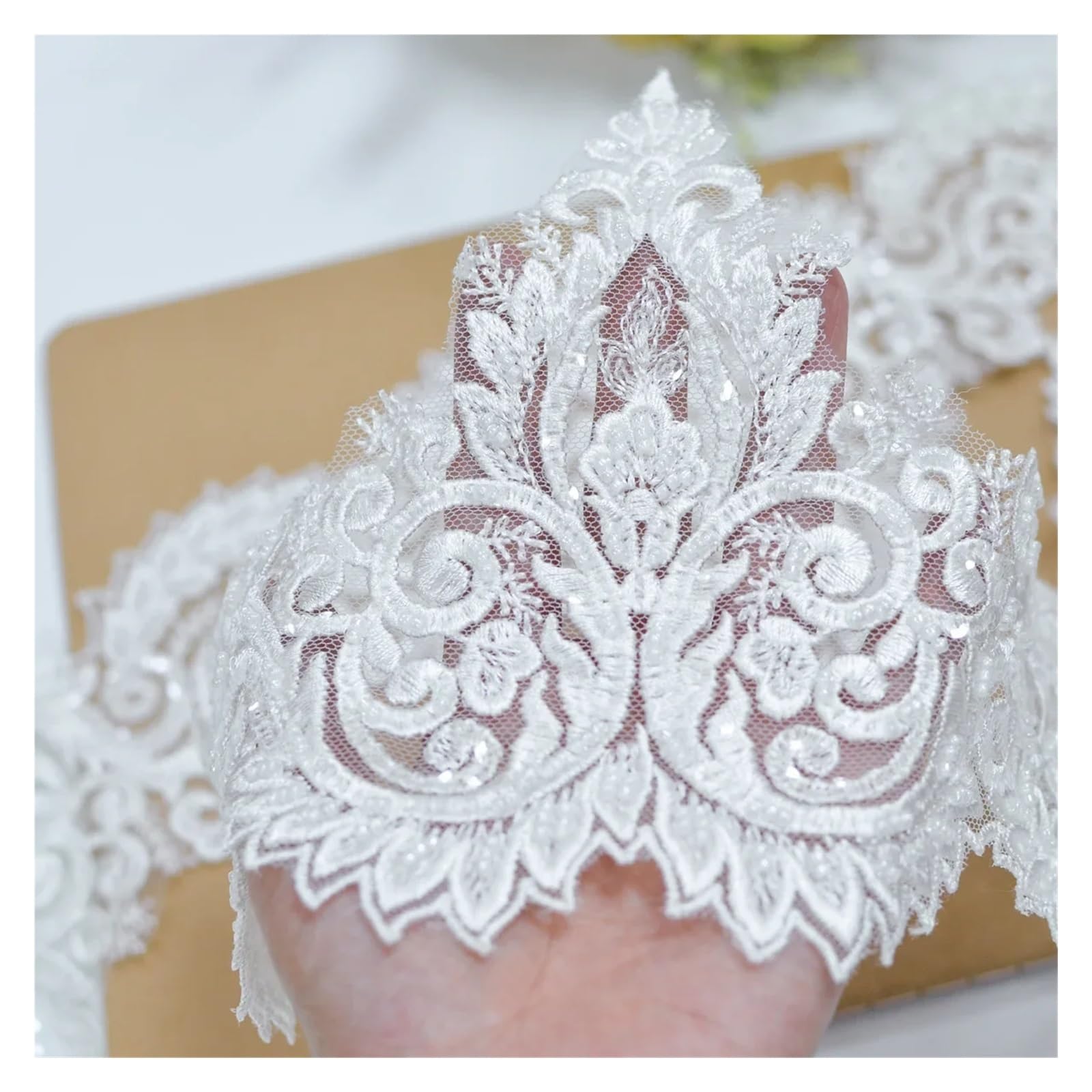 Écussons en dentelle brodée, Appliques de dentelle broderie perlée, multicolore, 1 yard