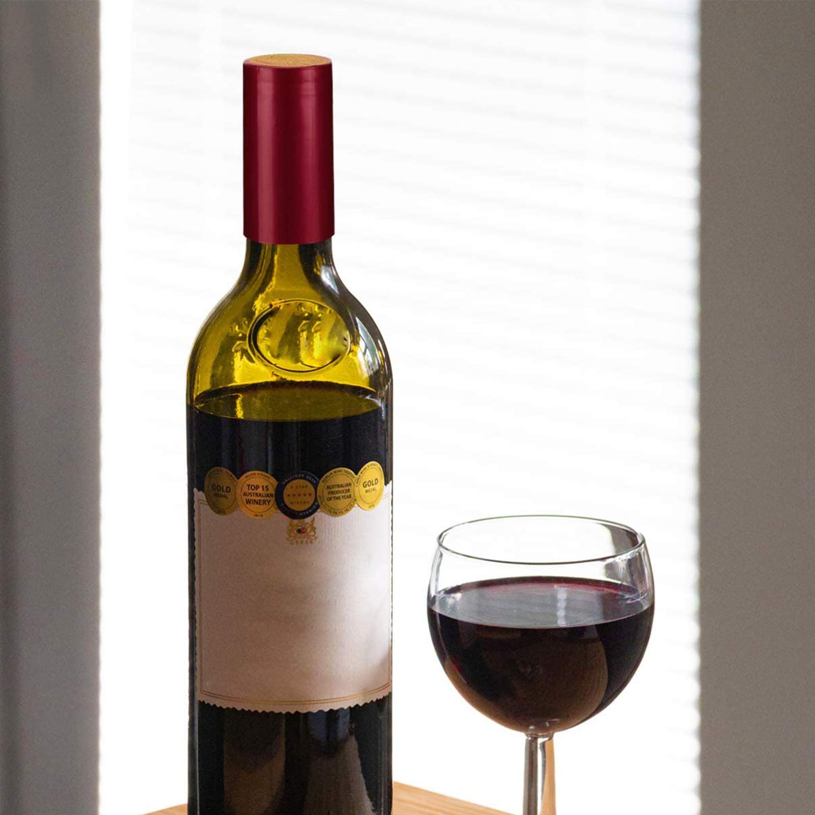 150 Piezas Cápsulas De Vino Retráctil De Pvc Envoltura Retráctil Para Vino Permanente Seguro No Tóxico Fácil De Usar, Para Familias, Bodegas, Restaurantes, Fiestas Etc—Negro, Rojo Vino, Dorado, 30 Mm