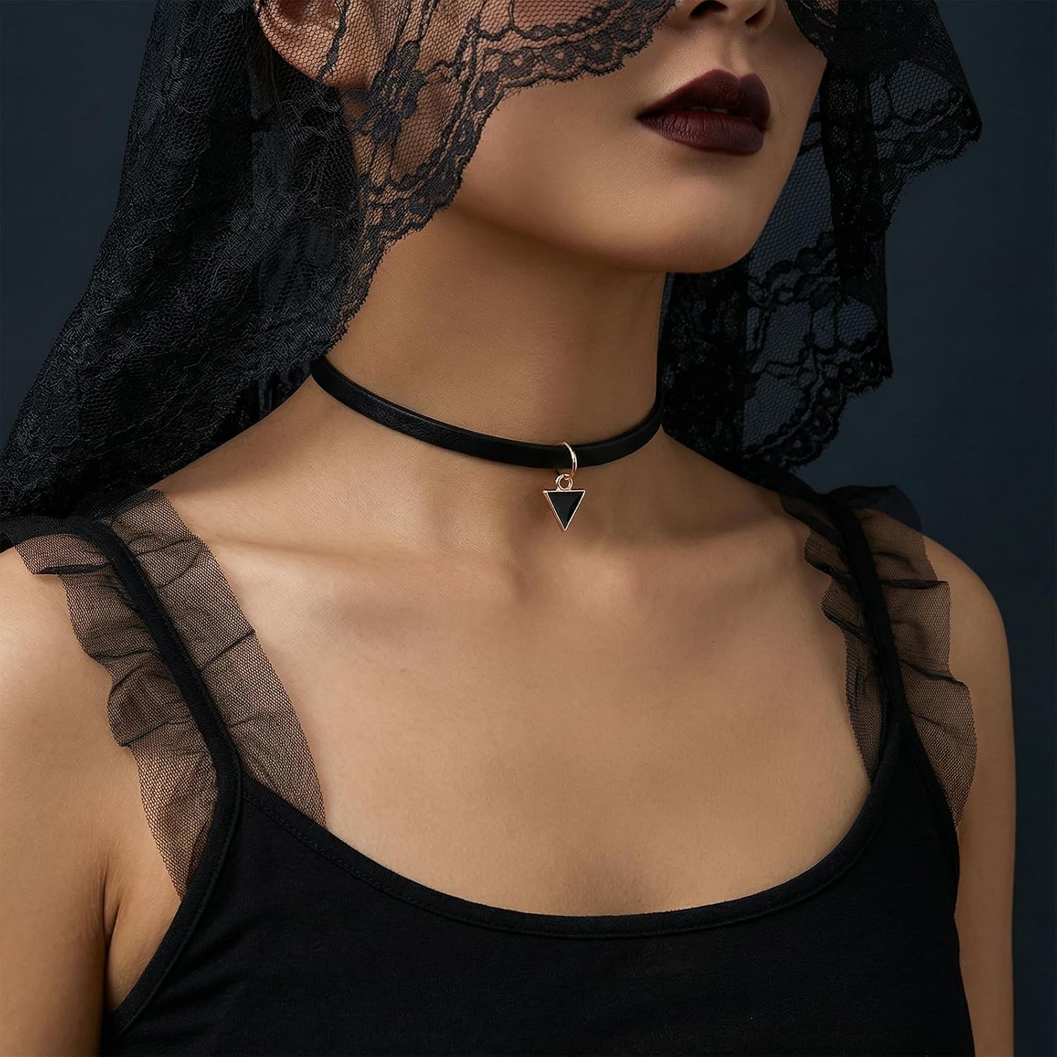 Gothic Choker Necklace for Women Black Choker Necklace Lace Chokers 90s Outfits for Women Classic Gothic Lace Chokers Accessories Set Gifts 6Pcs