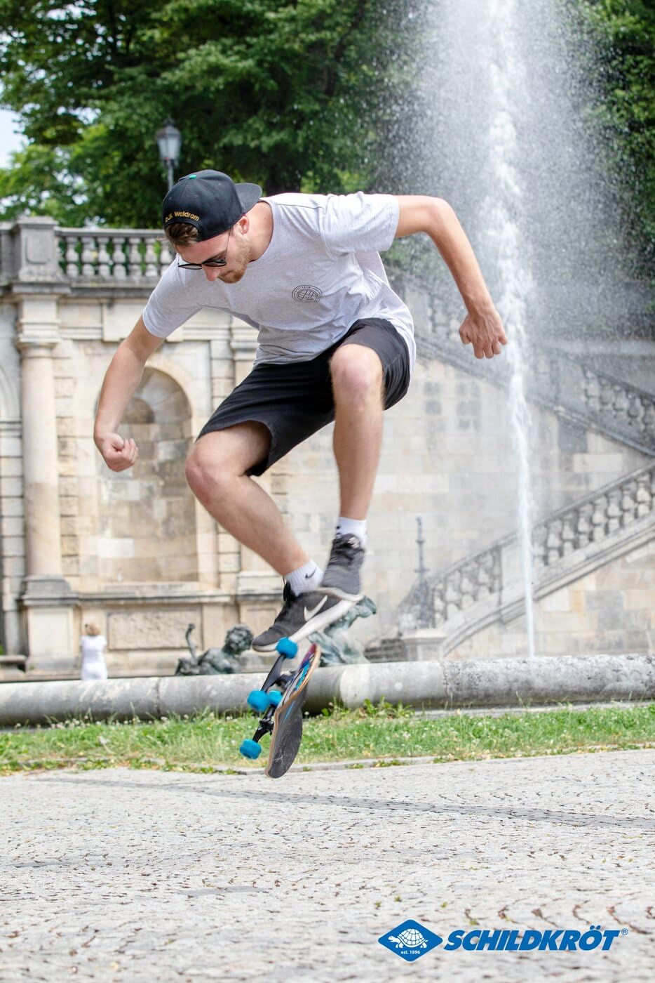 Schildkröt Skateboard Slider 31", Attrayante pour Le Loisirs, Concave avec Double Kick, Ruban Adhésif, Bois d'Érable à 9 Plis, Roulements à Boules ABEC7