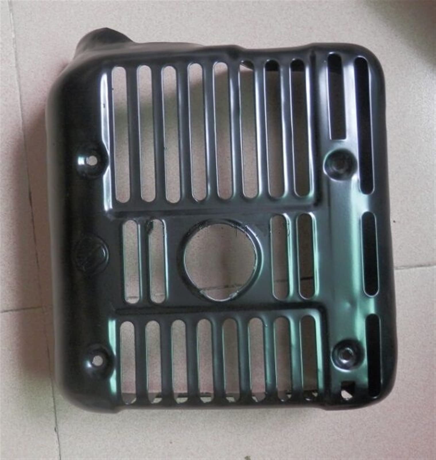 IWBR ENSAMBLE DE SILENCIADOR EF6600 CON CARCASA AJUSTADA for YAMAHA MZ360 5KW GENERADOR ESCAPE MUFFER SHROUD CUBIERTA PROTECTOR DE SILENCIADOR