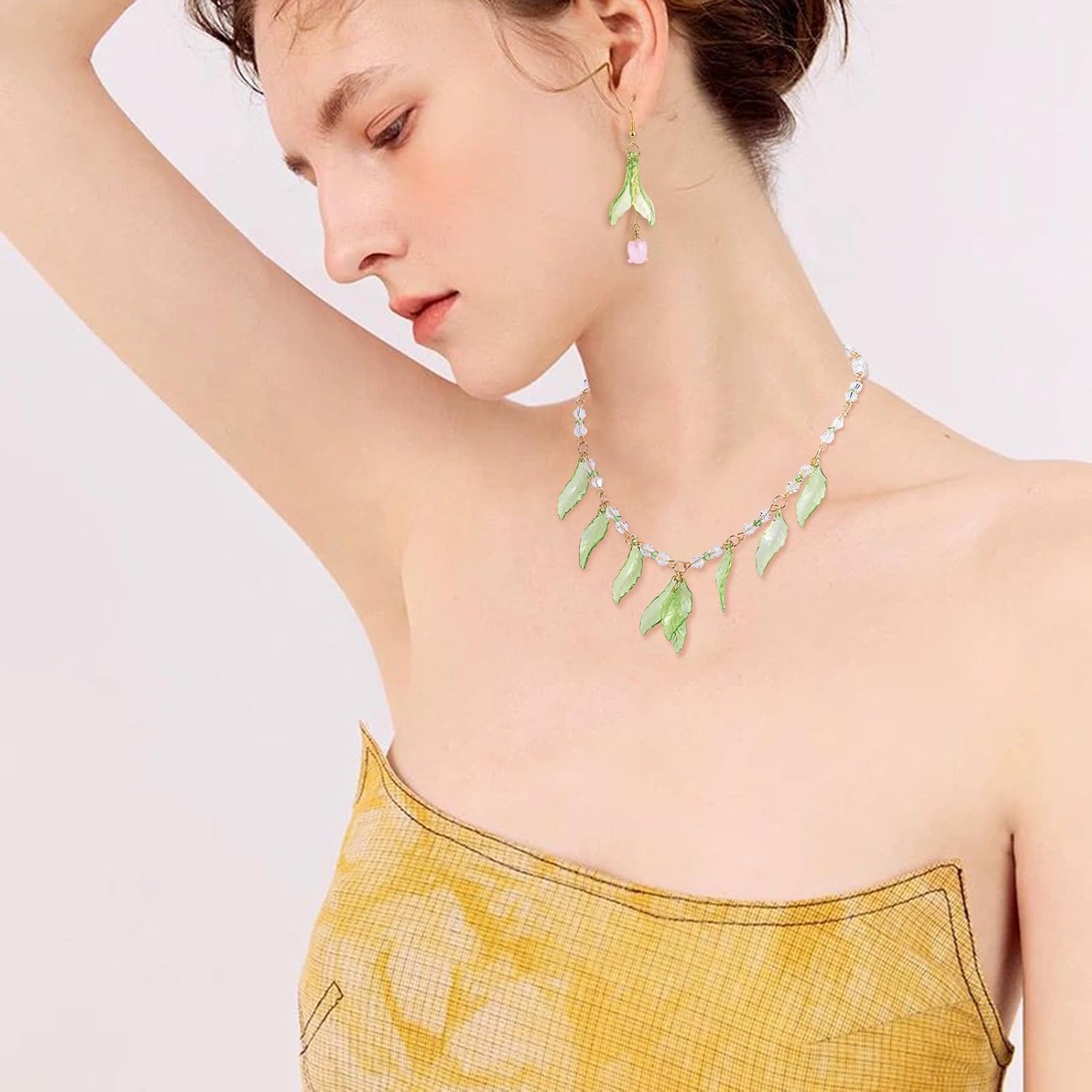 Elecrelive 1500Pcs Green Leaf Charms Acrylic Leaves Pendants Transparent Leaf Beads for DIY Bracelet Necklace Earring Jewelry Making