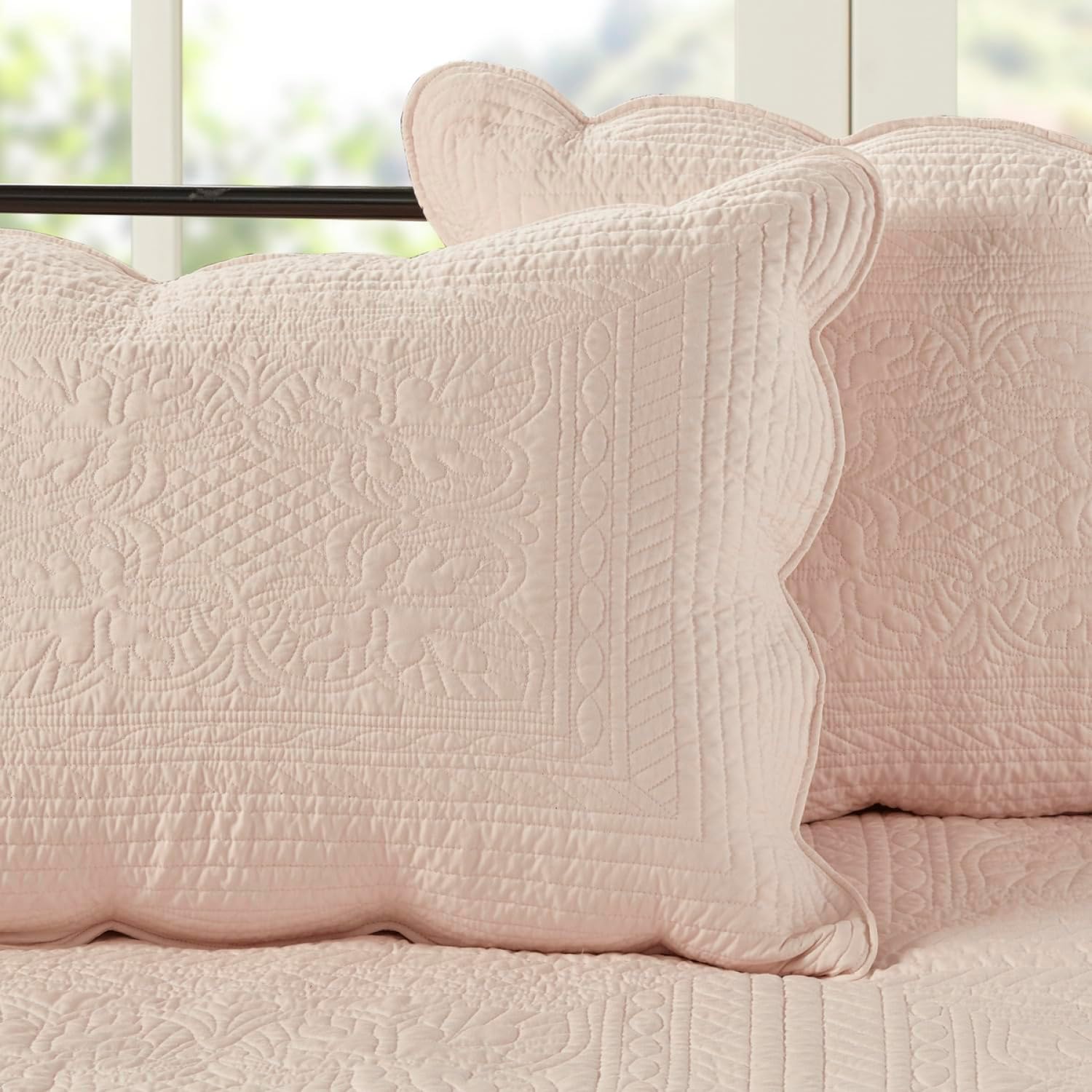 6 Piece Reversible Scalloped Edge Daybed Cover Set Blush Microfiber Cottage-Inspired Guest Bedroom Decor Elegant Finish