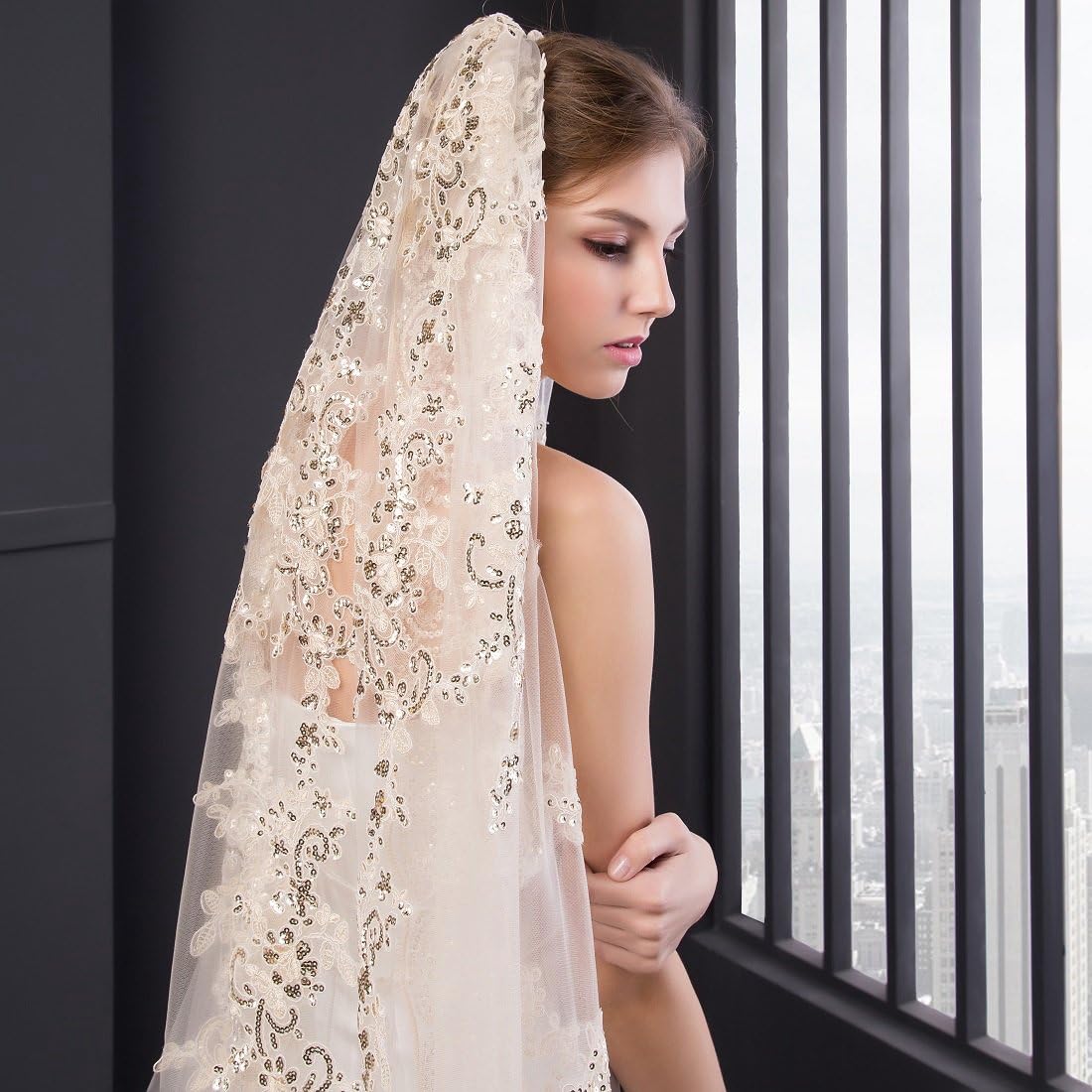 Cibelle 1T Floral Appliques Lace Sequin Wedding Veils 3 Merters Long Birlda Veil with Comb