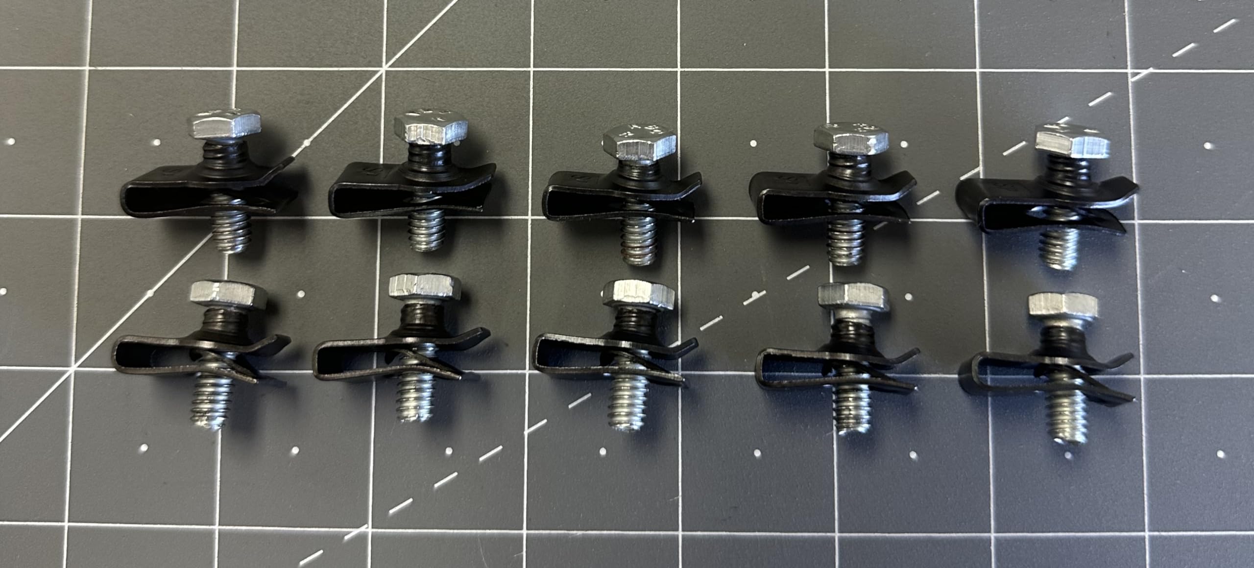 Amazon.com: DDEA0049941645 & DDEN910105006002 AFTERMARKET Clips 