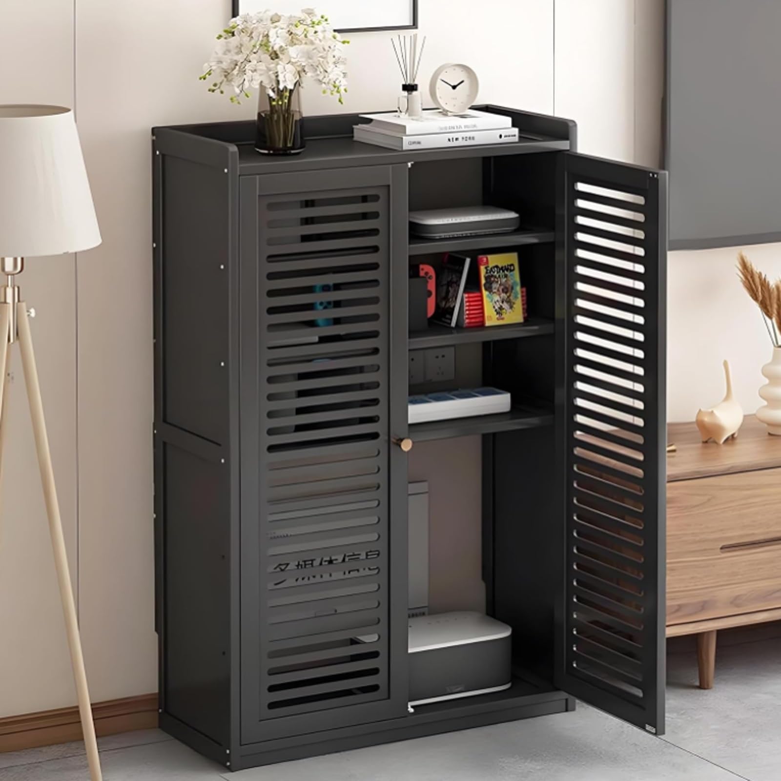 Armoire routeur WiFi en bambou pour un bureau scandinave épuré