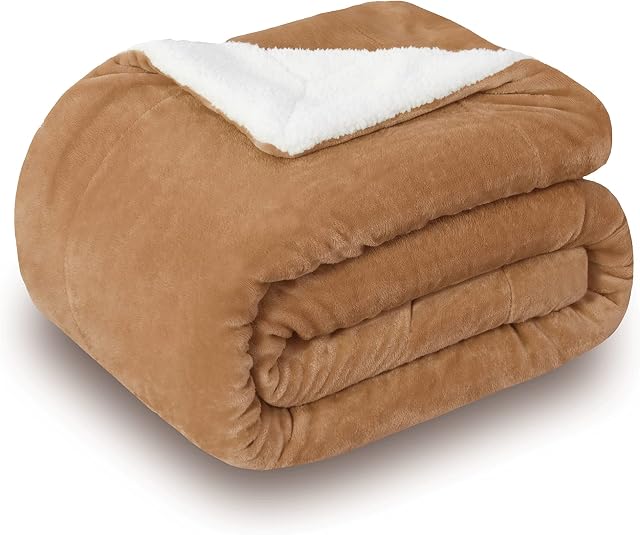 SOCHOW Sherpa Fleece Throw Blanket, Double-Sided Super Soft Luxurious Plush Blanket 127cm×150cm, Camel