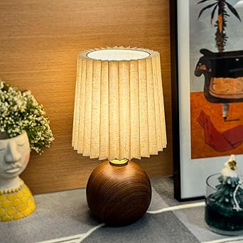 Small Pleated Table Lamp