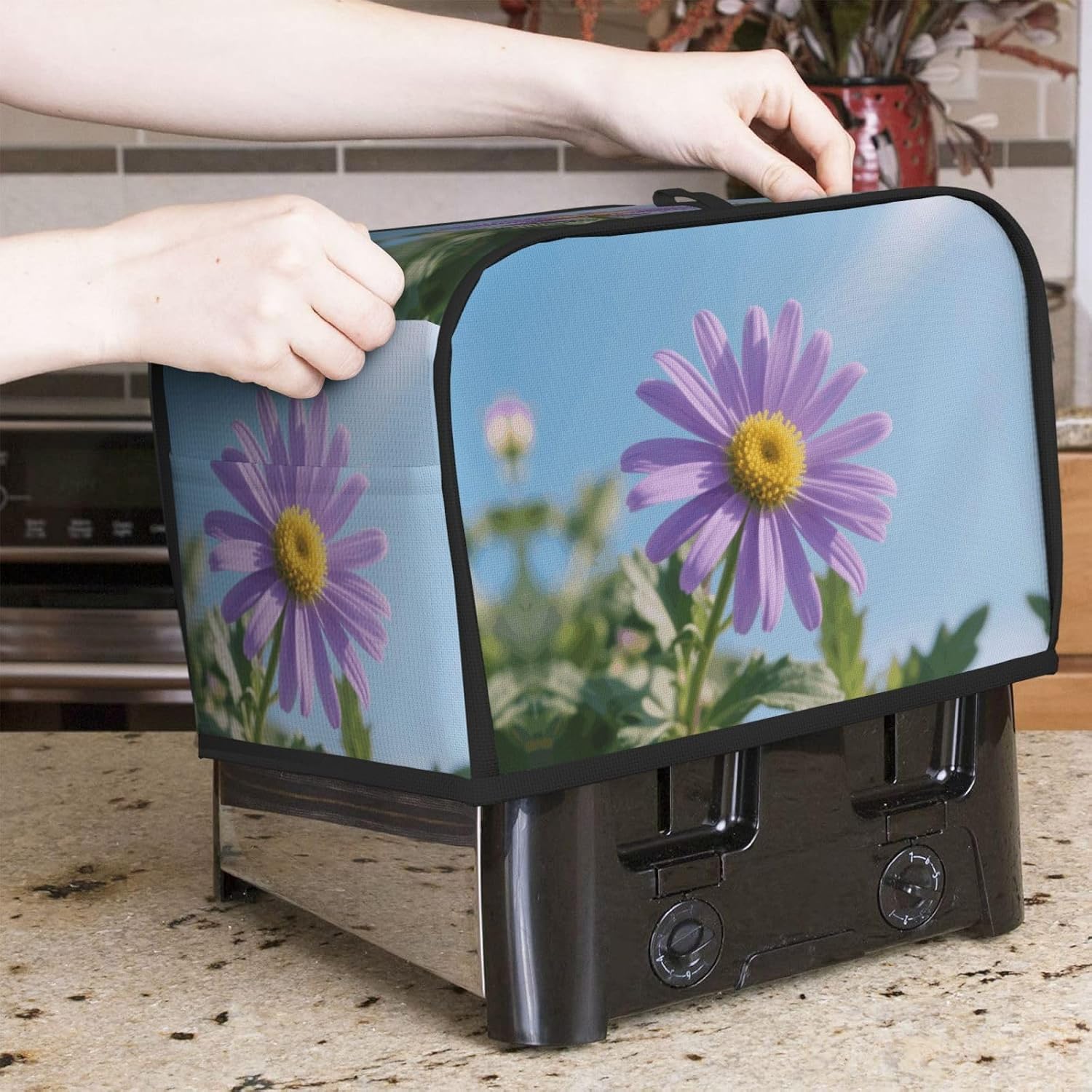 Daisy Purple Flowers Toaster Cover 2 Slice, Waterproof Bread Machine Covers with Pockets Universal Size Kitchen Small Appliance Cover with Handle, Dust and Fingerprint Protection