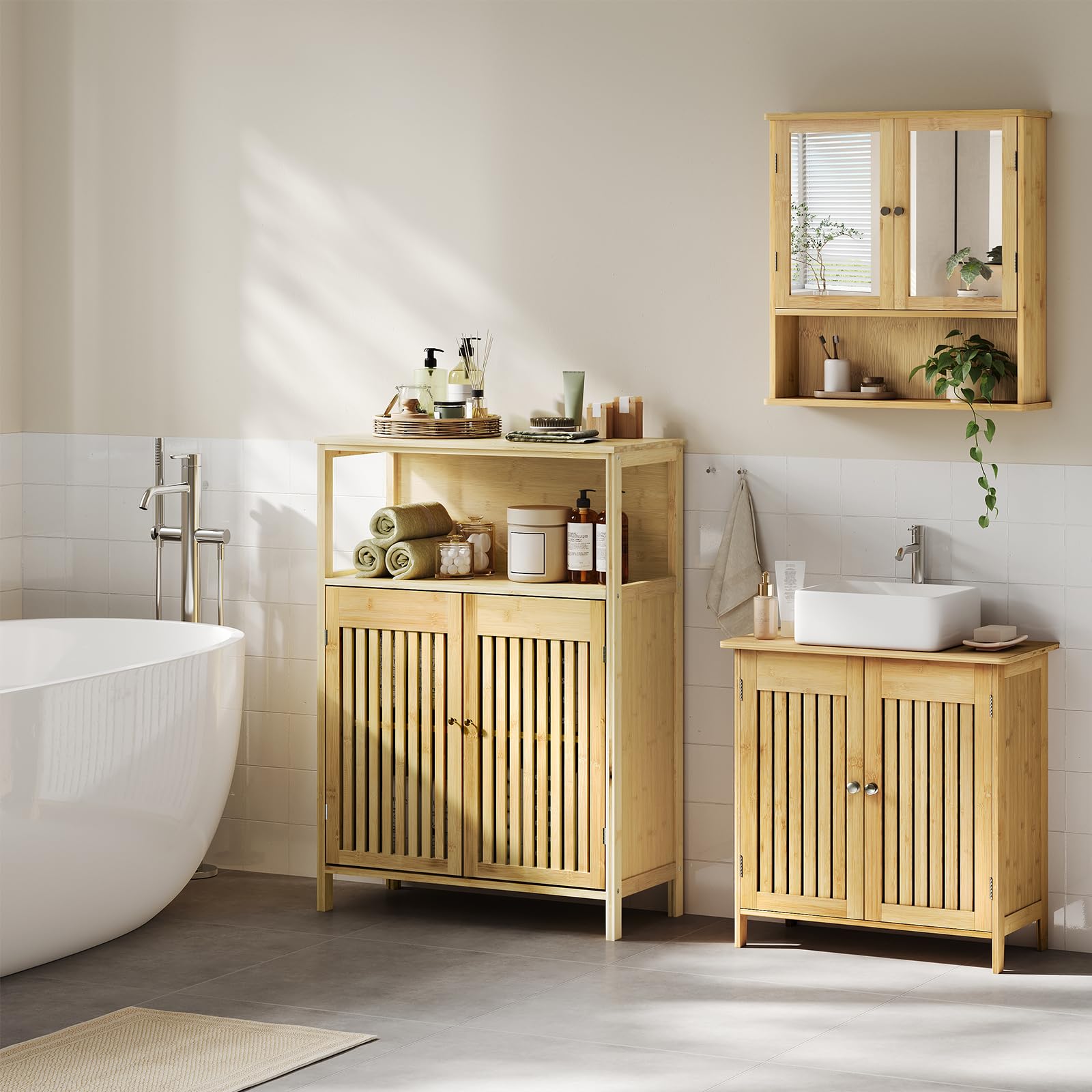 Witte compacte kast met deur en verstelbare plank, voorgemonteerd voor badkamer, wasruimte, hal of balkon