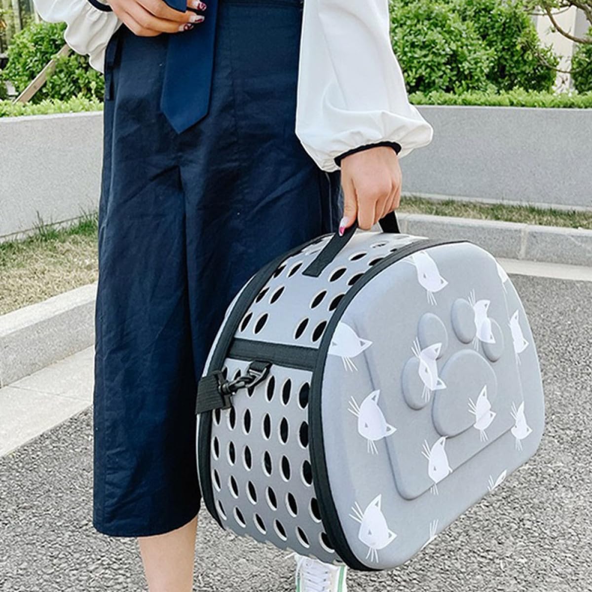 Garneck Katzen Tragerucksack aus Eva mit Ergonomischem und Diagonalem Design Atmungsaktive Transporttasche für Katzen für Outdoor und Haustiertransport