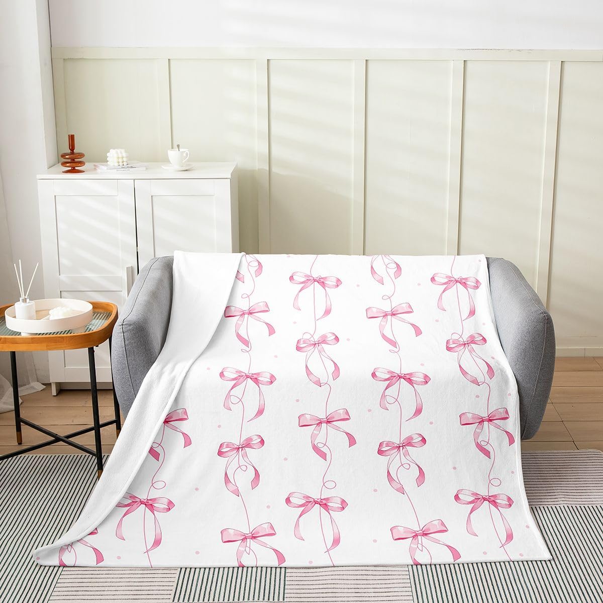 Feelyou Girls Bow Plush Throw Blanket White Pink Bowknot Flannel Blanket Baby 30"x40" Bow Knot Accent All Season Princess for Couch Bed Sofa Elegant Girly Design Bedroom Decor