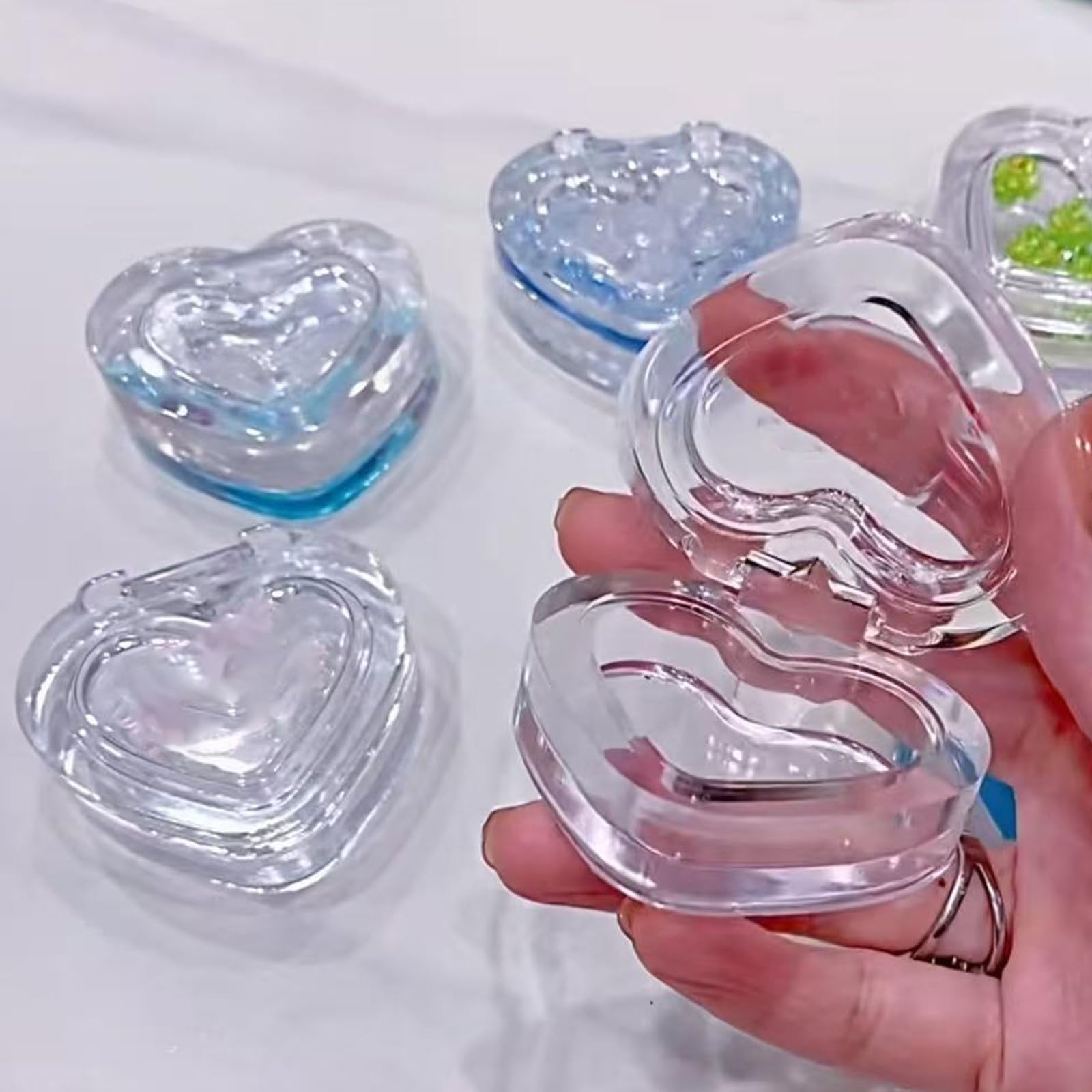 Set di stampi in silicone a forma di cuore creativi per piccoli accessori adatti per gioielli e piccoli oggetti decorativi strumento per gioielli