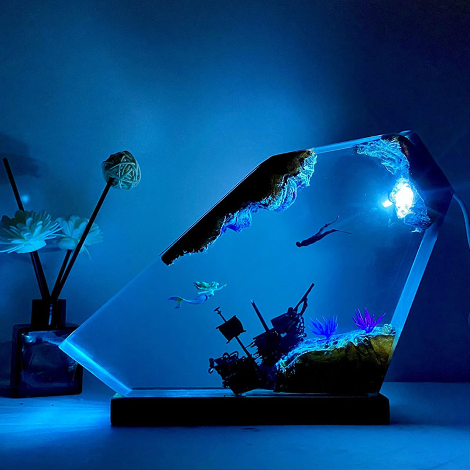 Drawelry Ocean Creative Epoxy Resin Wood Light Lamp, Handmade Multi Color Deep Sea Diver Cave Diving Enthusiasts Led Night Light, Aquatic Ocean Lamp Birthday Desktop Decor Gift (Mermaid)