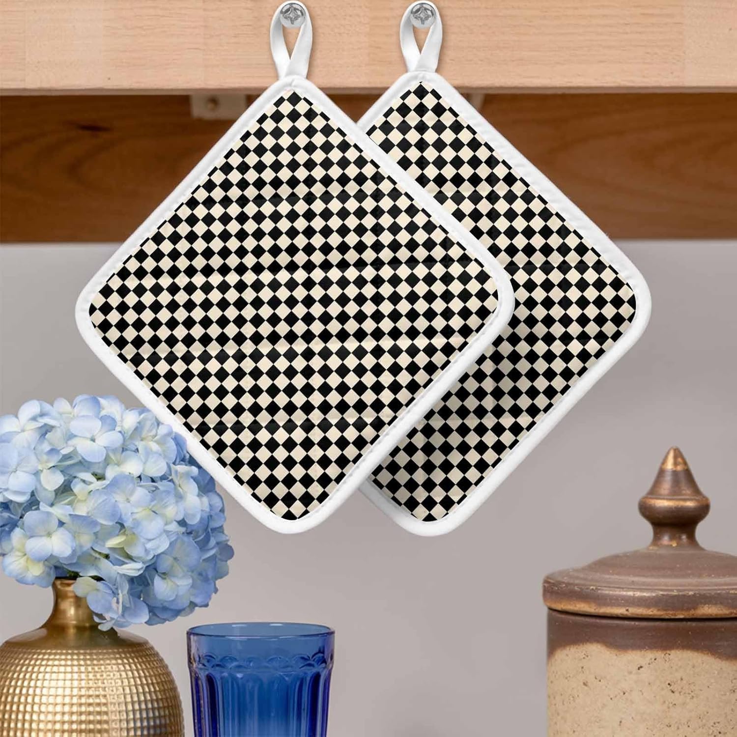 Black Beige Plaid Pot Holders for Kitchen Heat Insulation, Farmhouse Checkered Buffalo Potholders Hot Pads with Hanging Loop, Washable Oven Mitts Pot Holder Trivet for Cooking Baking 5 Pack