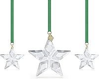 Vista 7 de Swarovski Edición anual 2023 Adorno de estrella pequeña con cinta verde y detalles acabados en tono dorado, parte de la colección Swarovski Annual