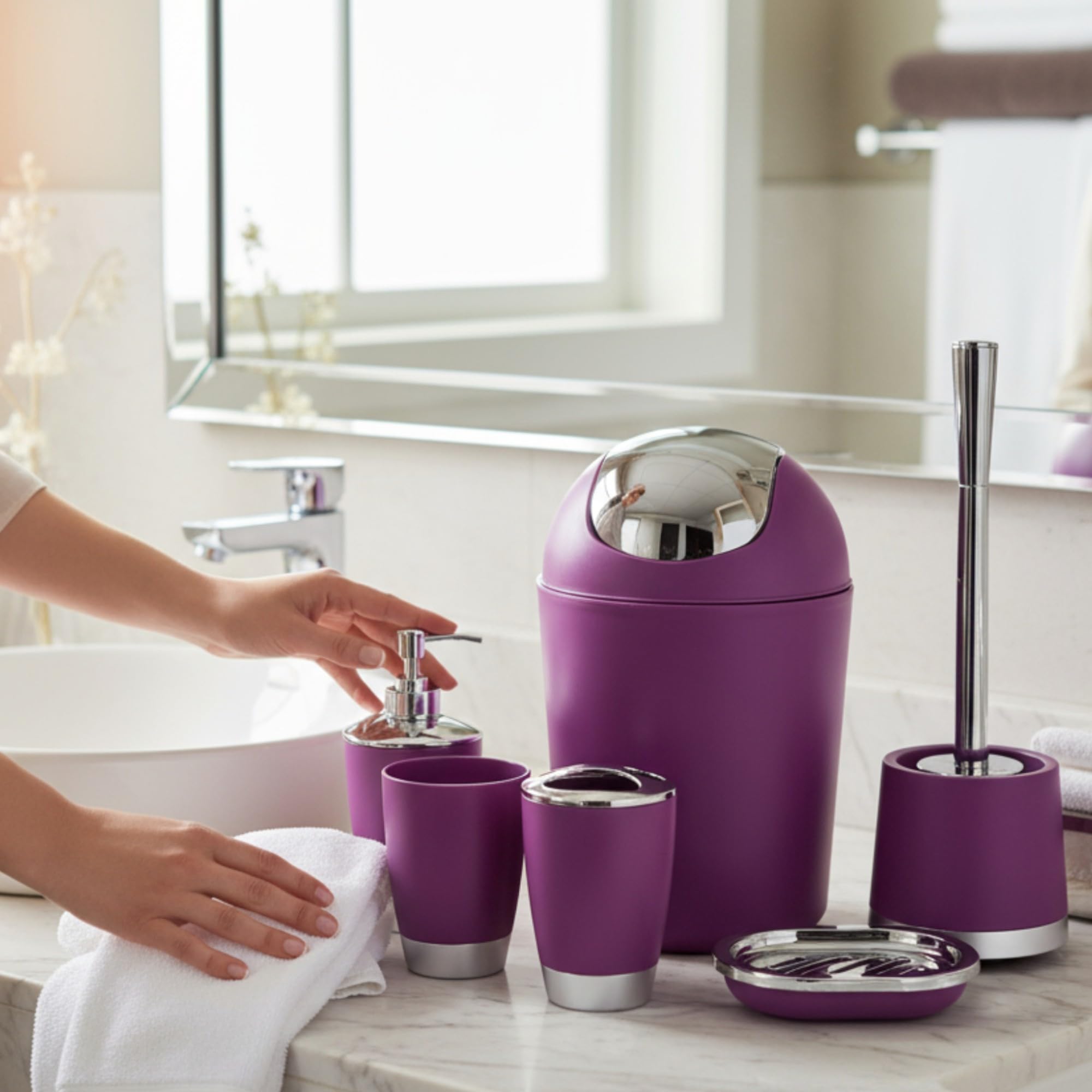 Dekorative WC-Bürste Mit Halter – Lila, Geripptes Design, Aus Kunststoff (BPA-frei), Inkl. Aufbewahrungsbehälter