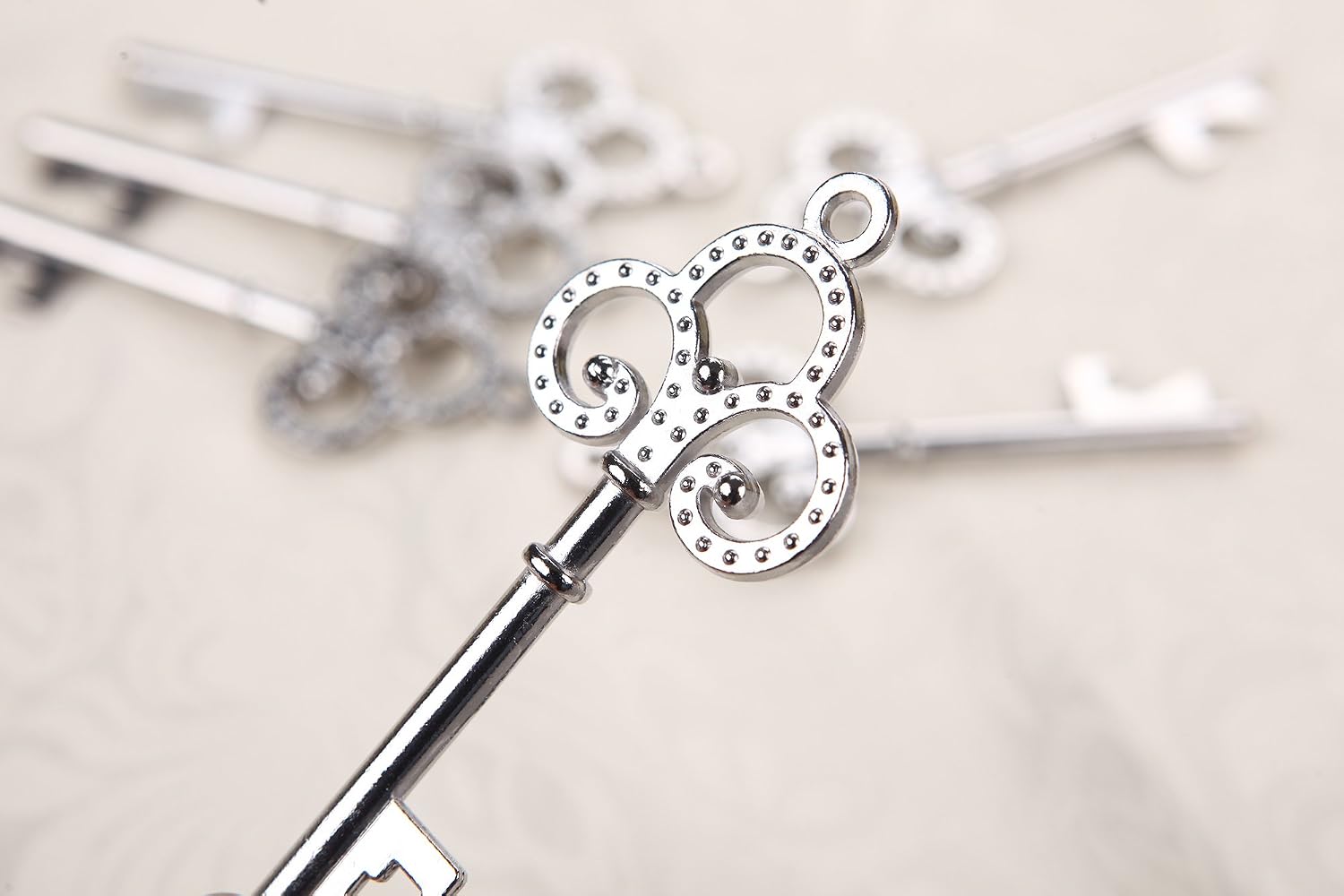 100 Large Silver Antique Skeleton Key Wedding Favor Bottle Openers Rustic Decoration Bestman Gift