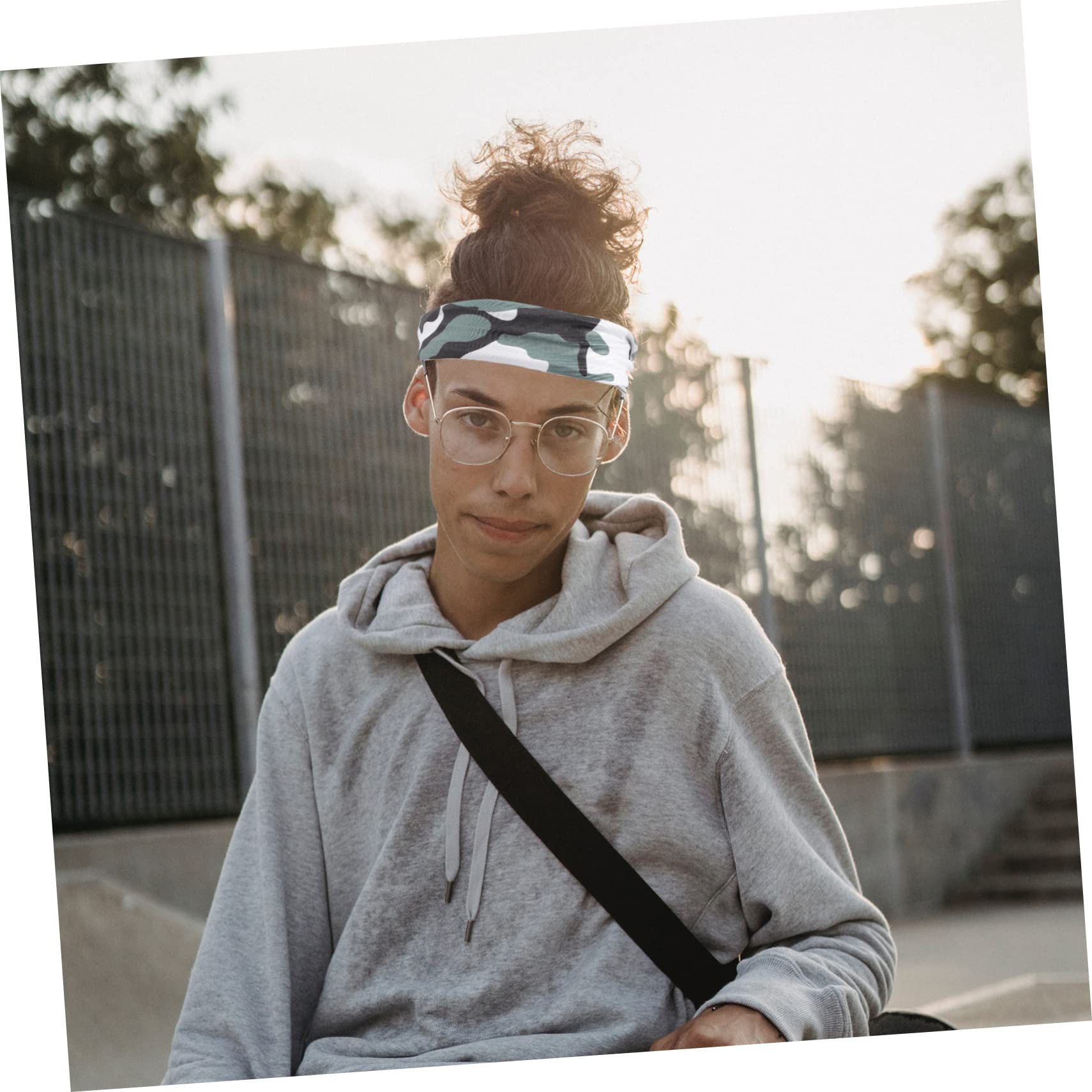 BESTonZON Sport Stirnbänder Herren rutschfeste Atmungsaktive Schweißband Für Fitness Joggen Basketball Elastische Haarbänder Camouflage Und Schweißabsorbierend
